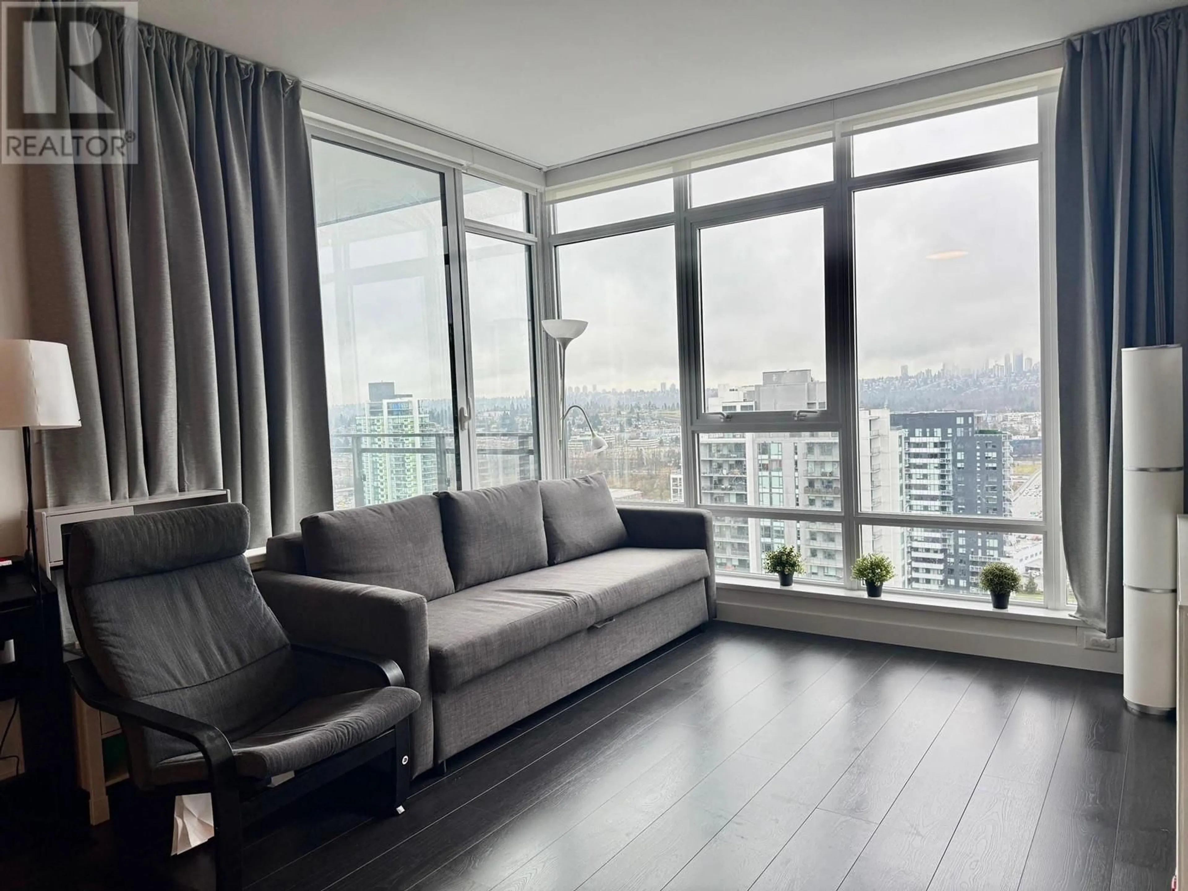 Living room with furniture, unknown for 2306 - 2085 SKYLINE COURT, Burnaby British Columbia V5C0M6