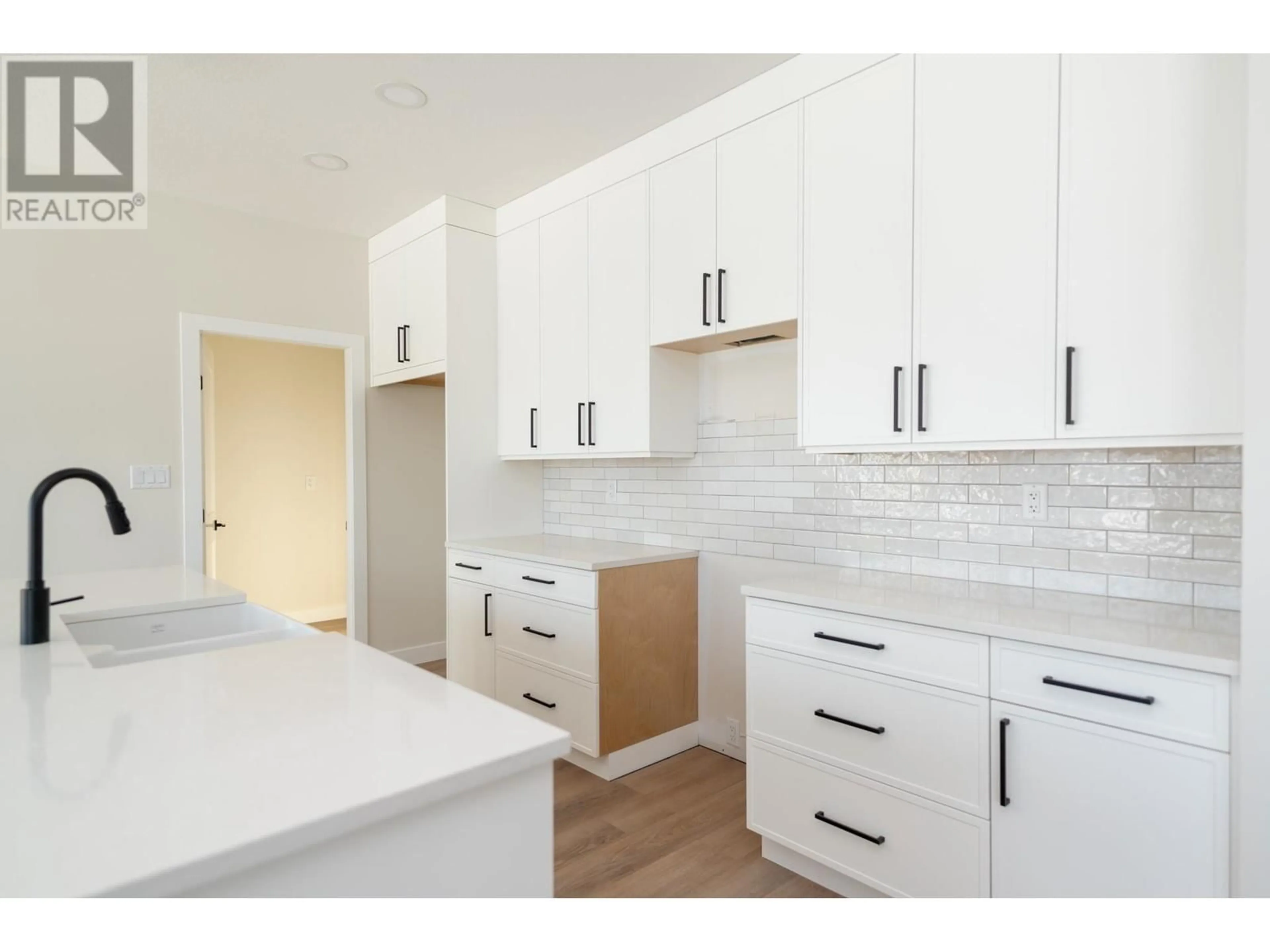 Open concept kitchen, unknown for 2464 MCTAVISH ROAD, Prince George British Columbia V2K0A1