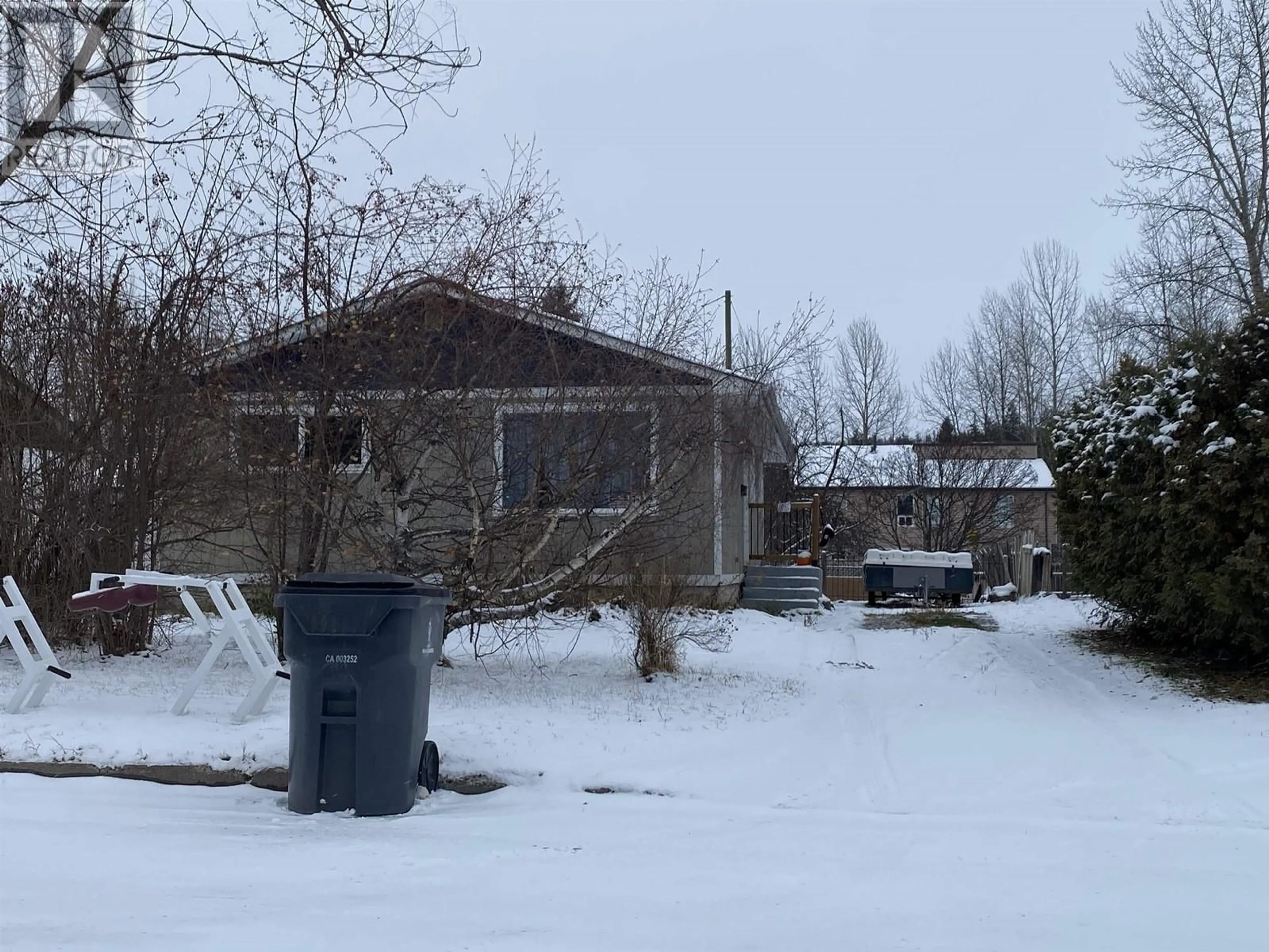 Shed for 2318 OAK STREET, Prince George British Columbia V2L2A3