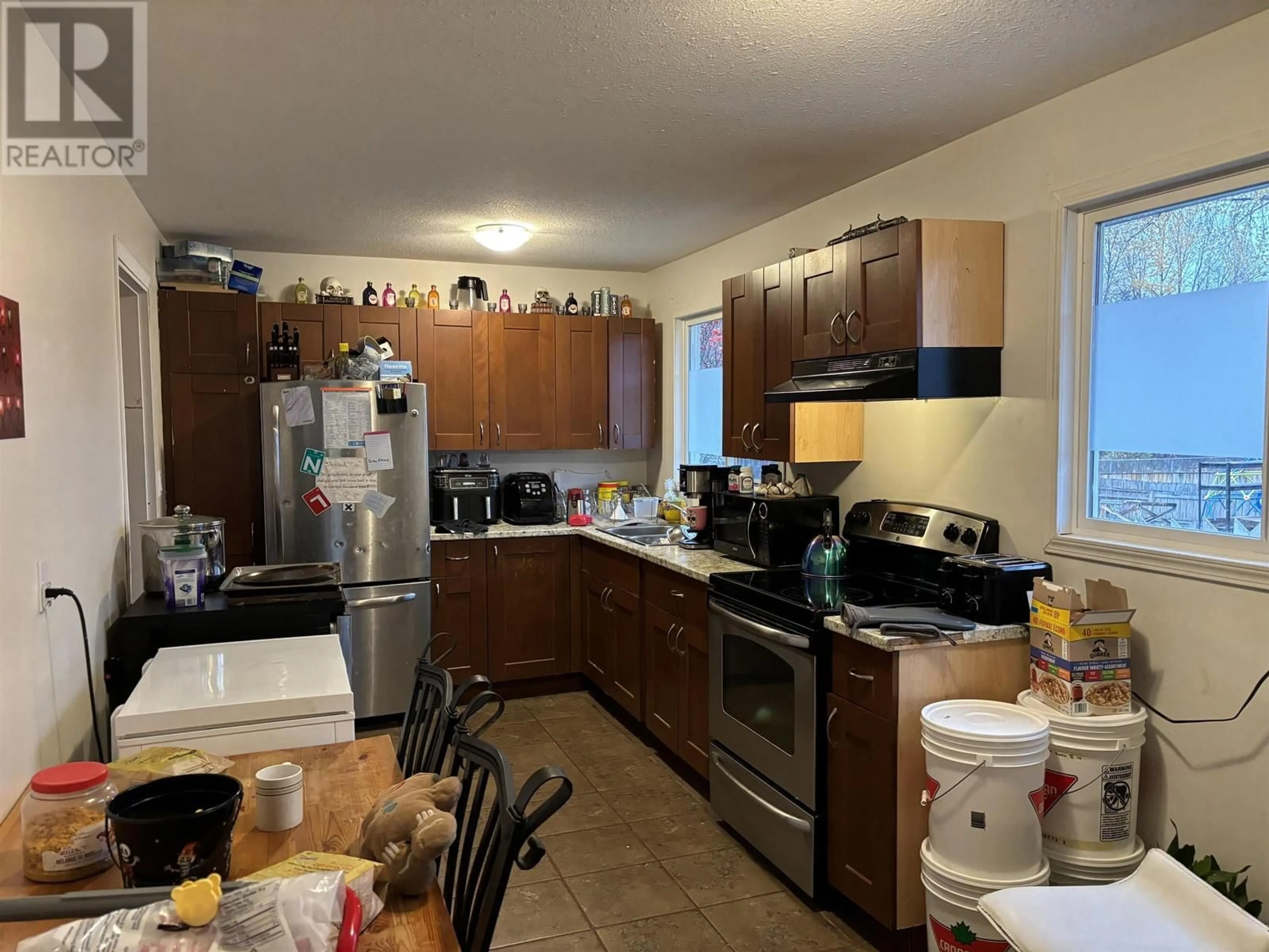 Unknown for 2318 OAK STREET, Prince George British Columbia V2L2A3