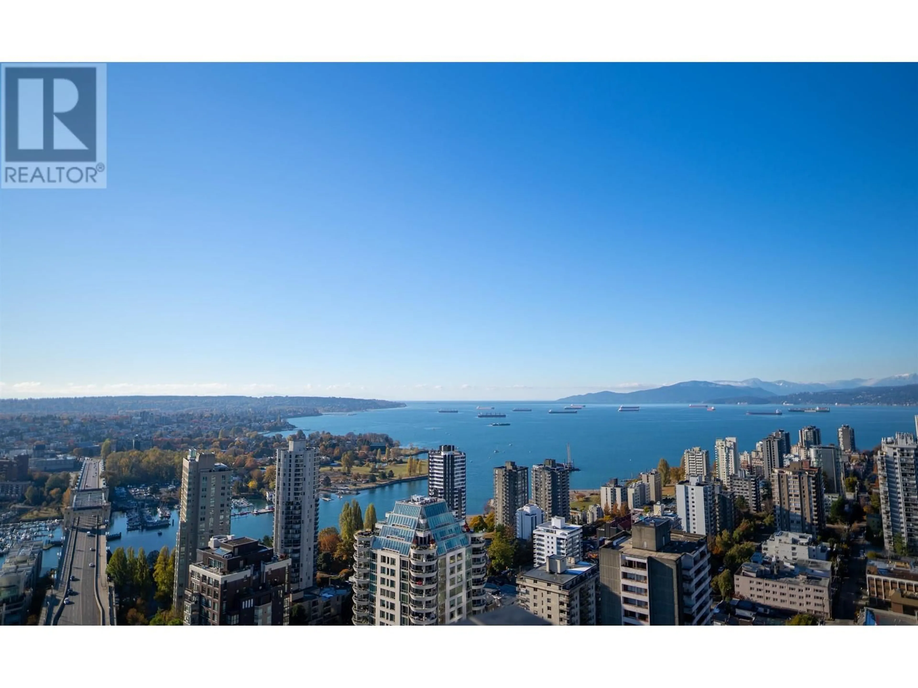 A pic from outside/outdoor area/front of a property/back of a property/a pic from drone, water/lake/river/ocean view for 3810 - 1289 HORNBY STREET, Vancouver British Columbia V6Z0G7