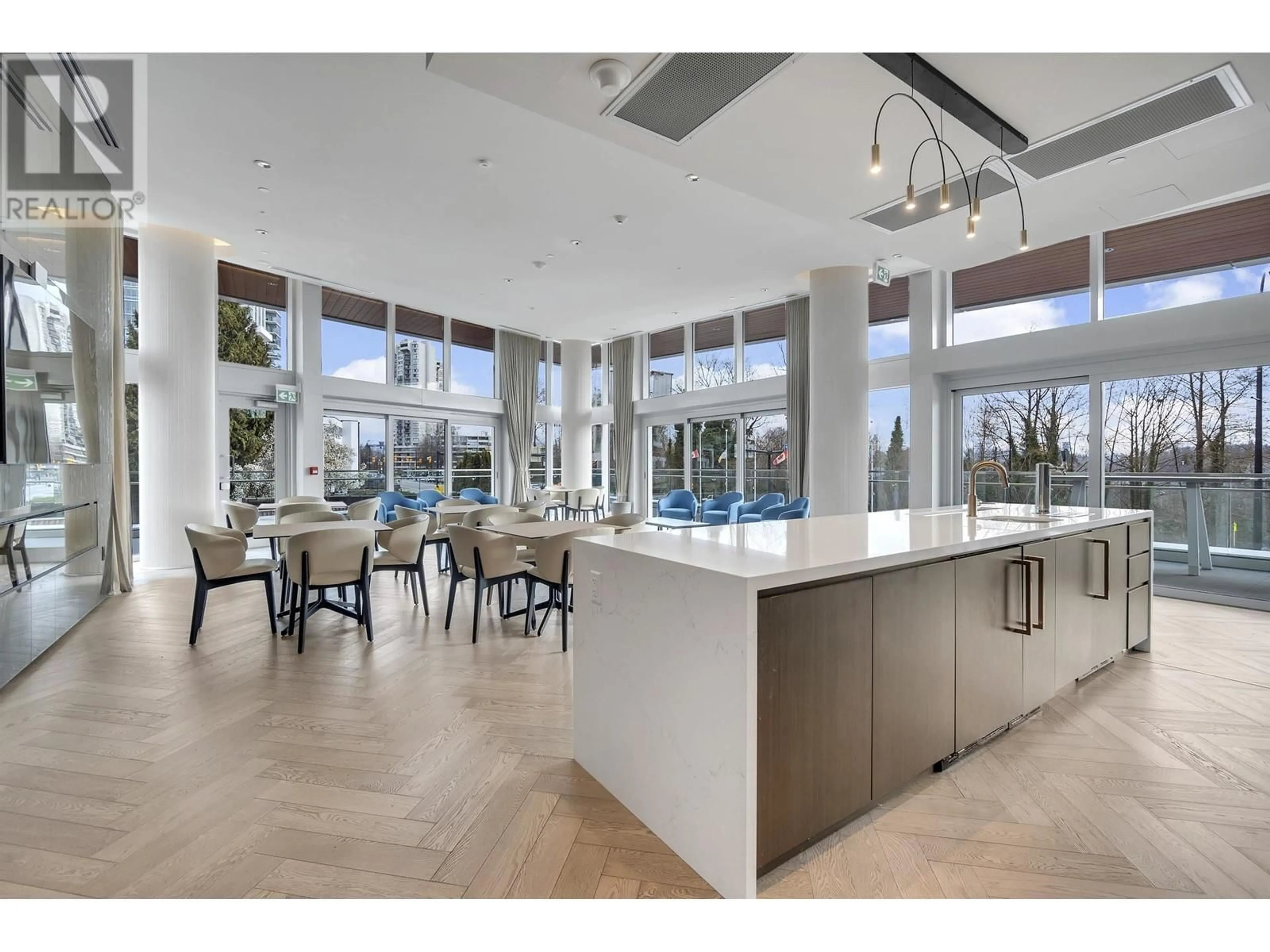 Open concept kitchen, ceramic/tile floor for 1405 - 200 KLAHANIE COURT, West Vancouver British Columbia V7P0E4