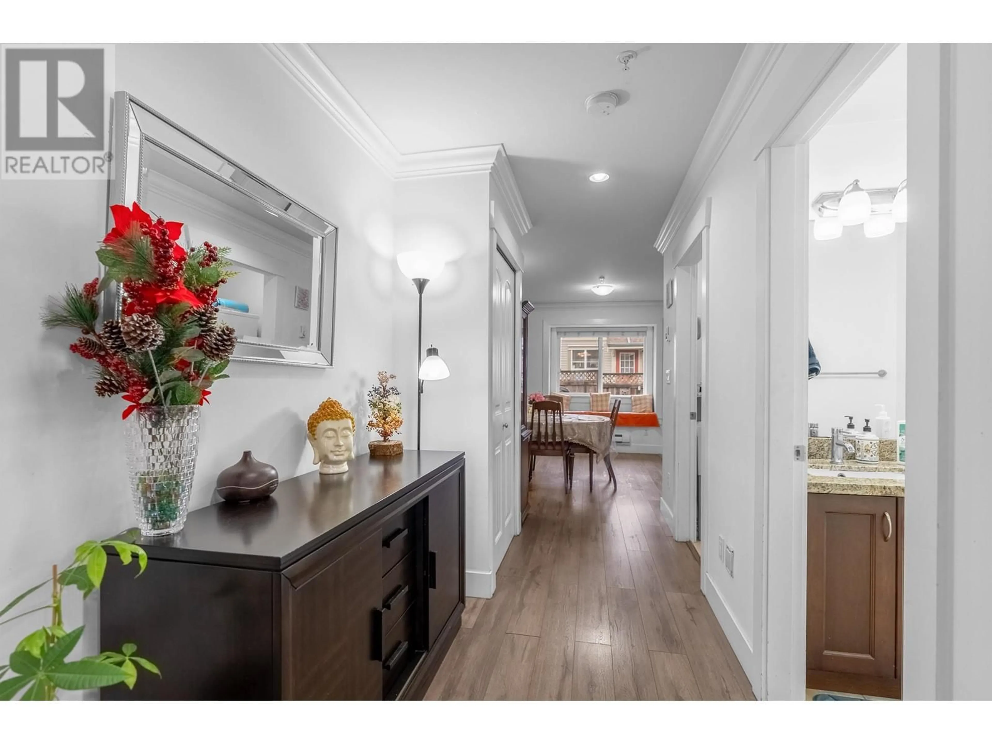 Indoor entryway for 39 - 22977 116 AVENUE, Maple Ridge British Columbia V2X9A8