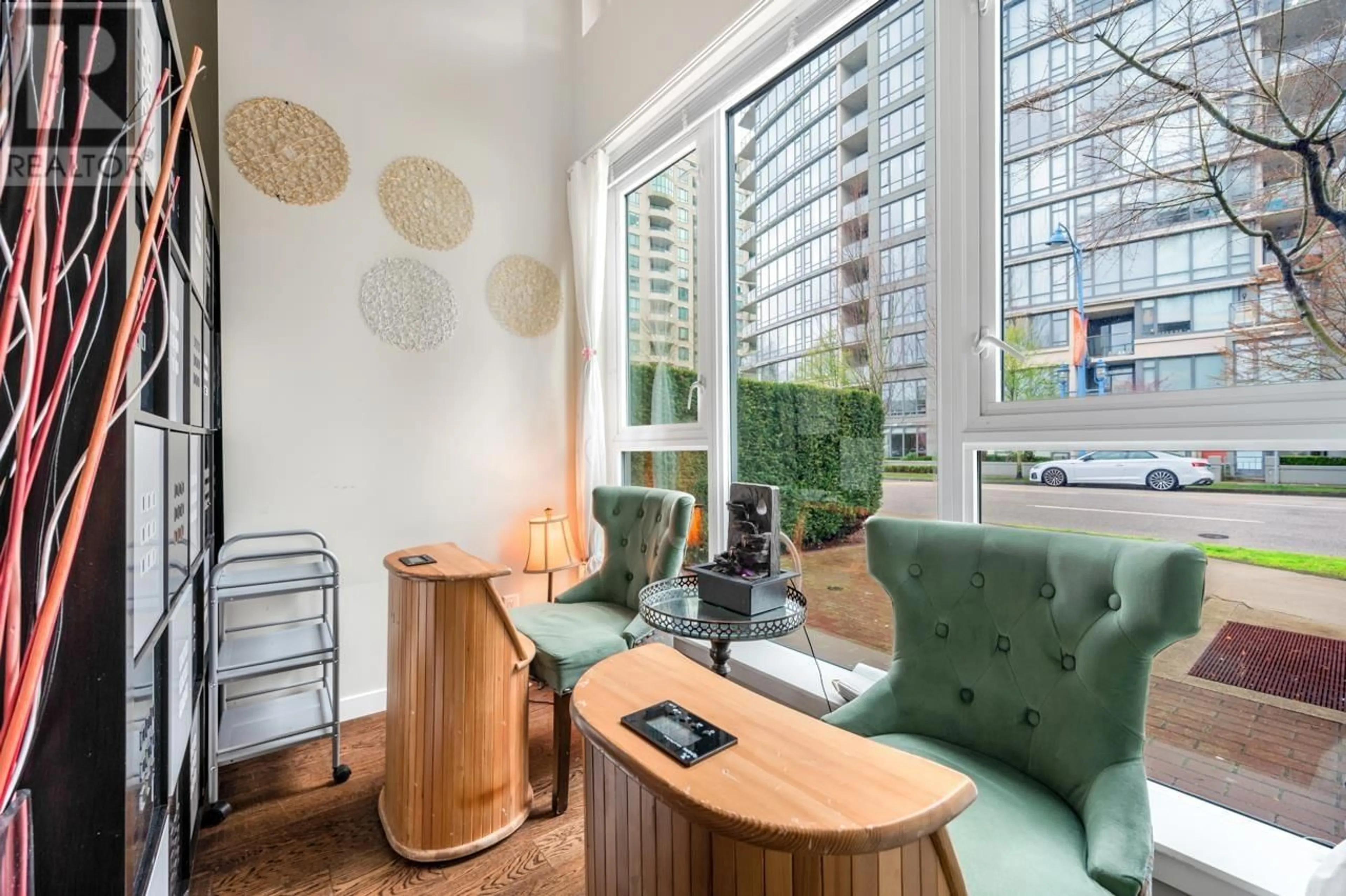 Living room with furniture, unknown for 105 - 7117 ELMBRIDGE WAY, Richmond British Columbia V6X0J2