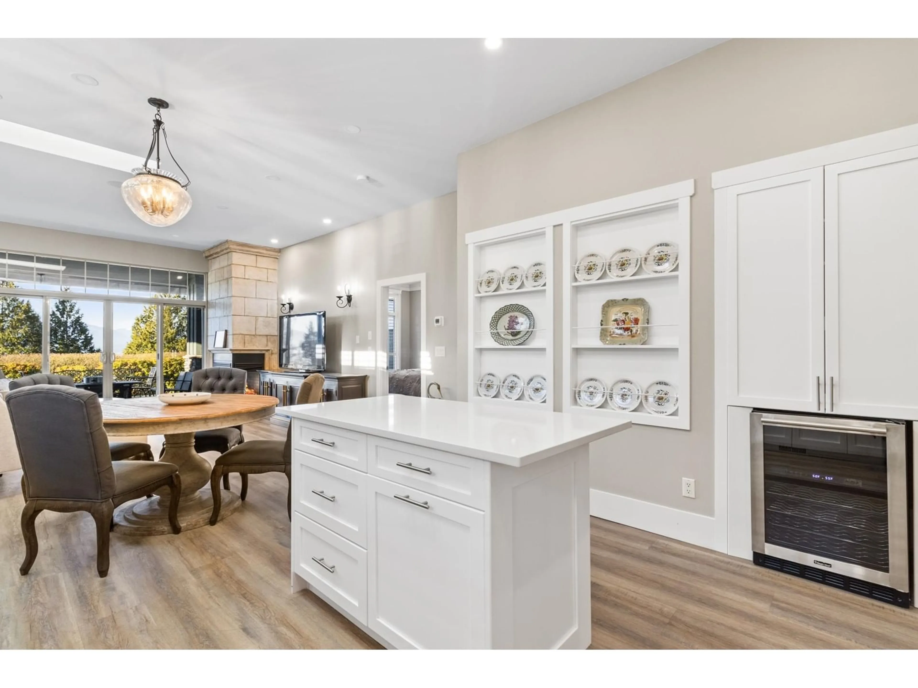 Open concept kitchen, unknown for 104 - 51096 FALLS COURT, Chilliwack British Columbia V4Z1K7