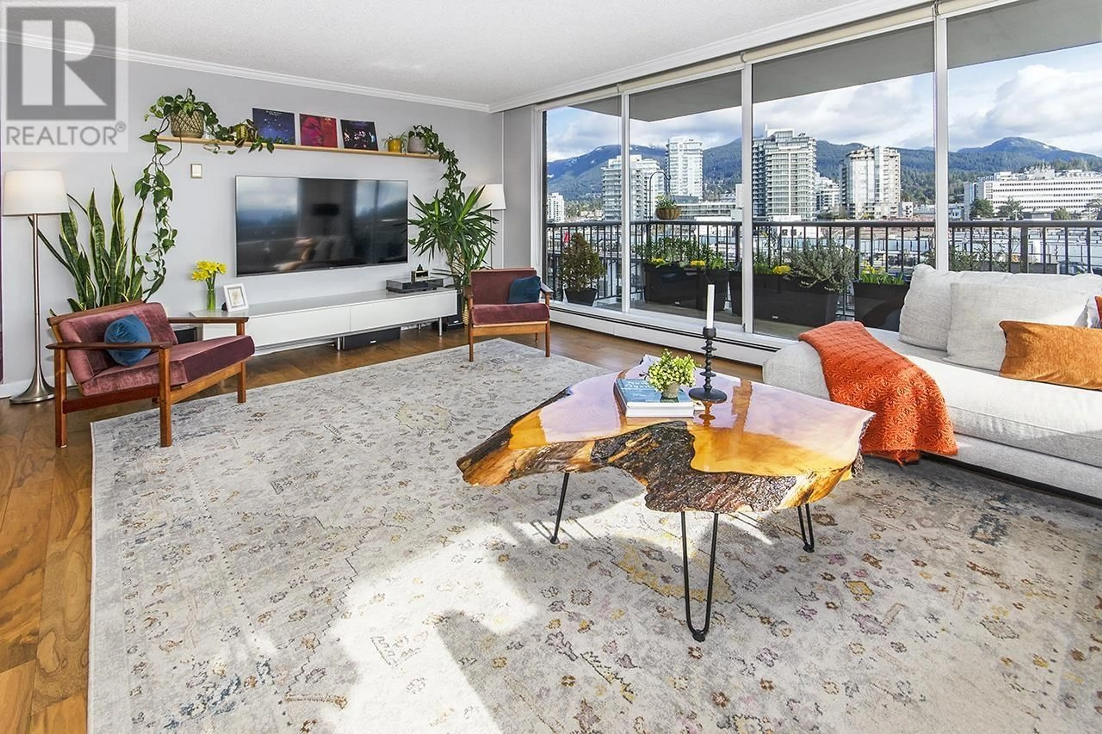 Living room with furniture, unknown for 1103 - 140 KEITH ROAD, North Vancouver British Columbia V7L4M9