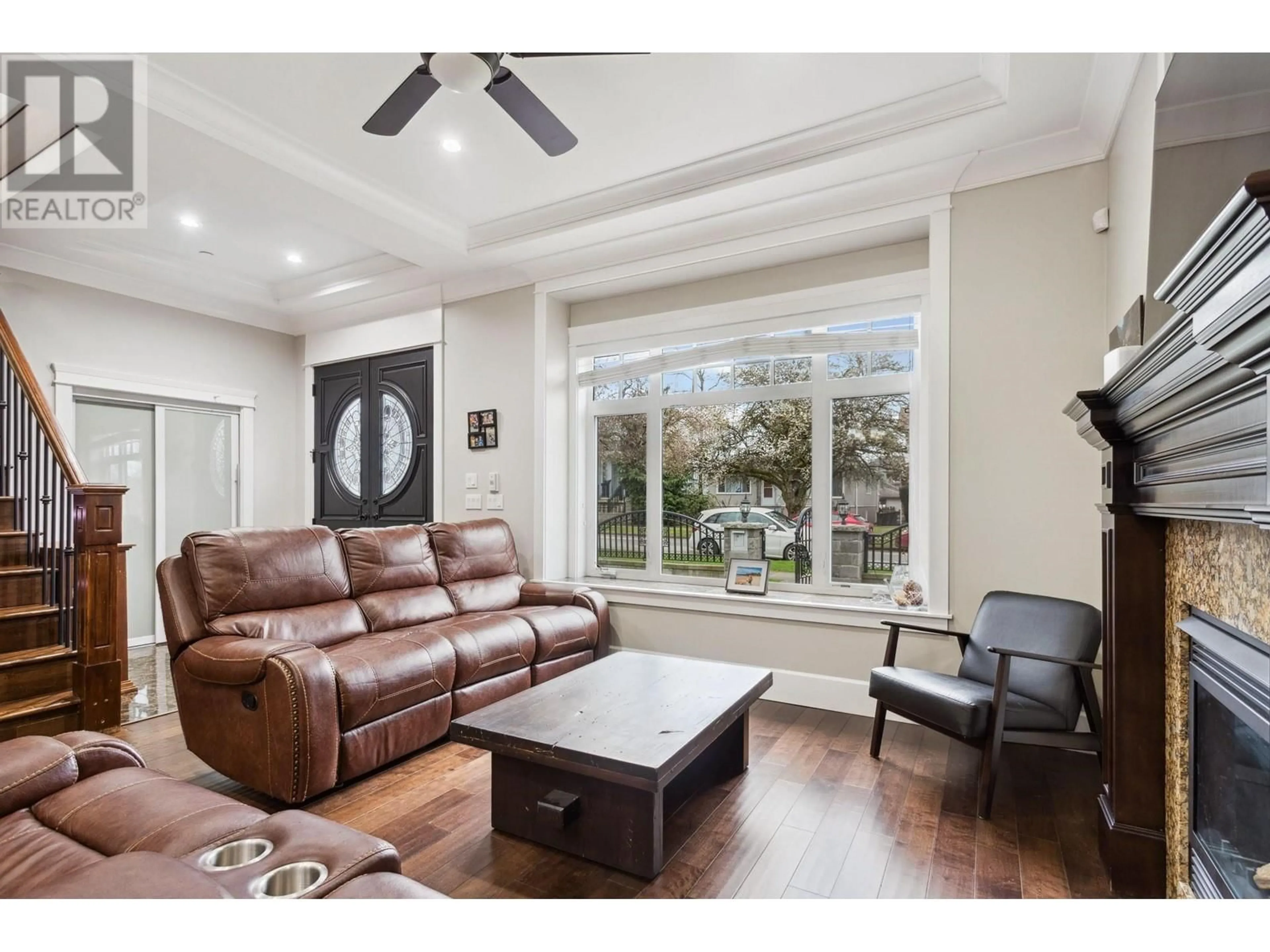 Living room with furniture, unknown for 1037 50TH AVENUE, Vancouver British Columbia V5X1B7