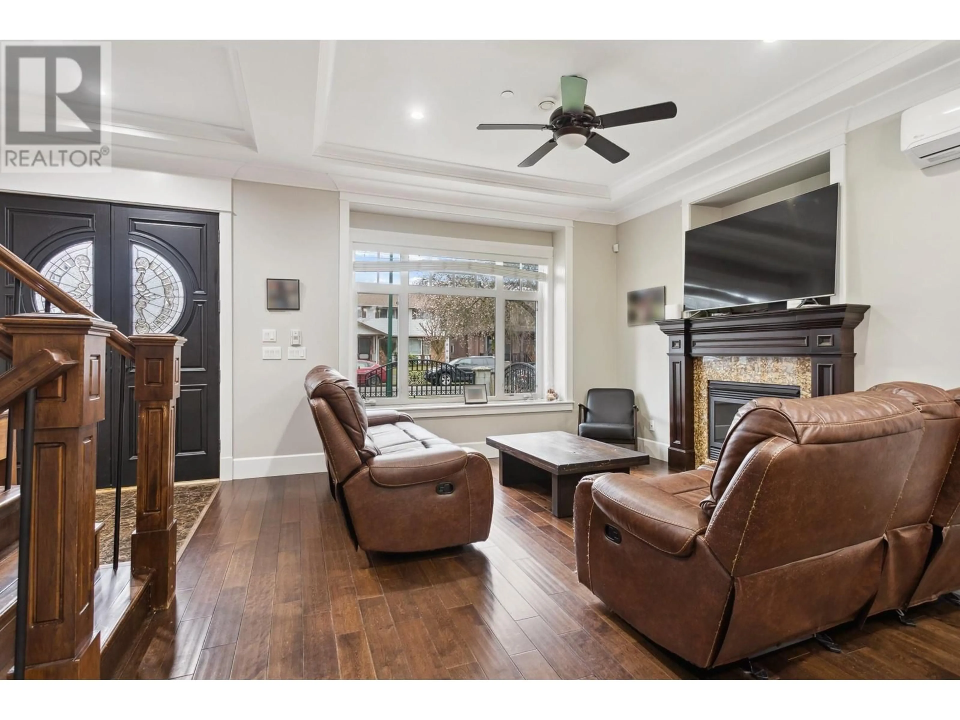 Living room with furniture, unknown for 1037 50TH AVENUE, Vancouver British Columbia V5X1B7