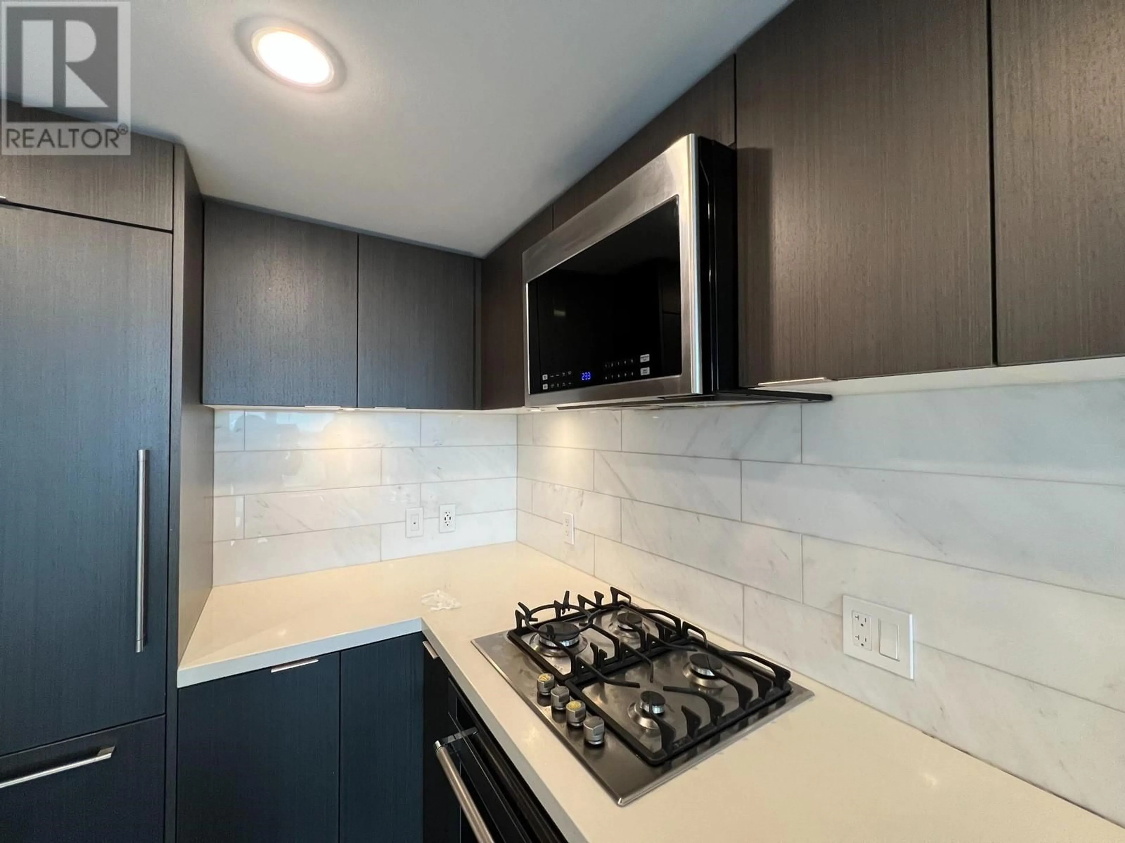 Standard kitchen, unknown for 2002 - 8189 CAMBIE STREET, Vancouver British Columbia V6P0G6