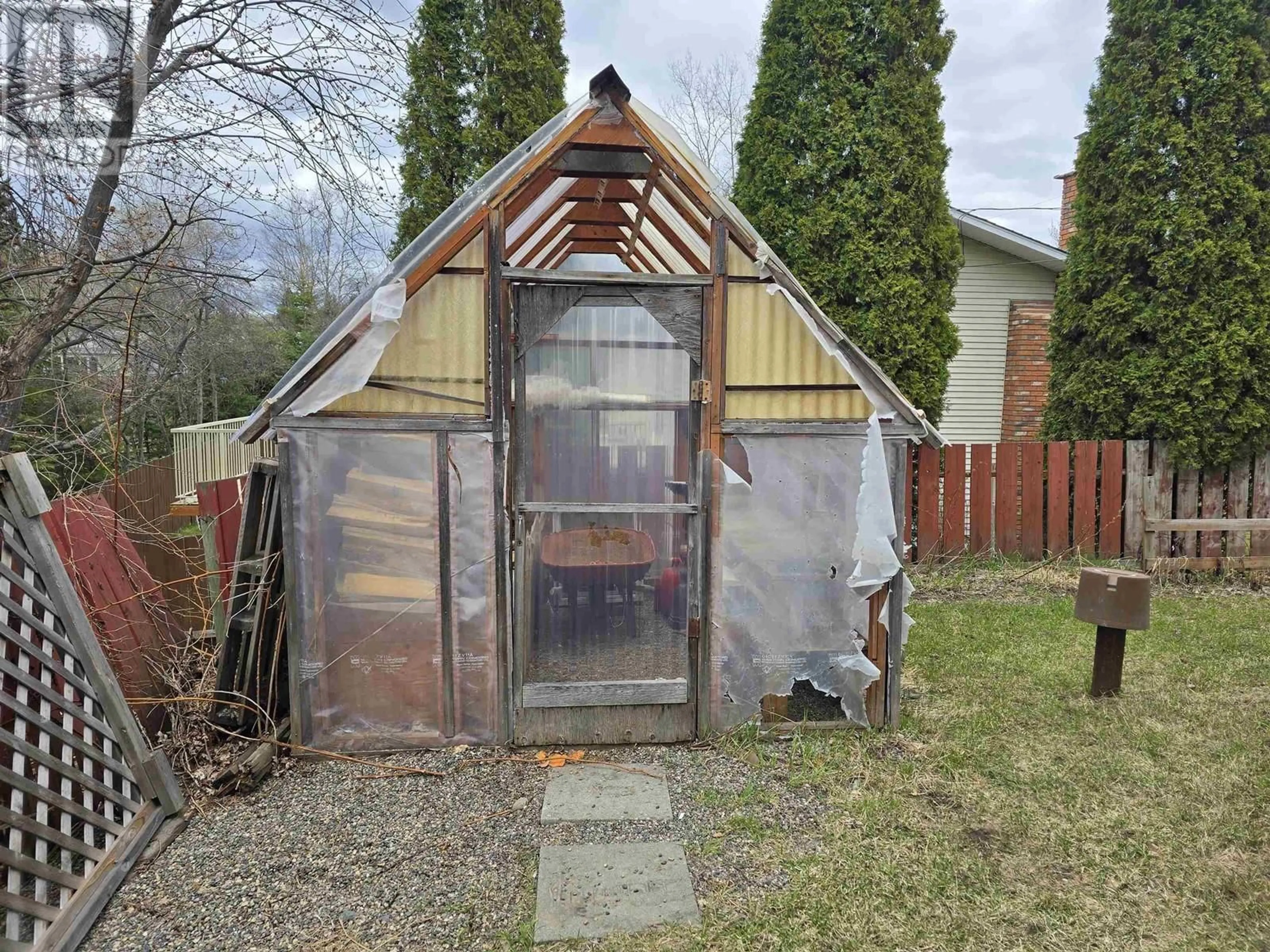 Shed for 3585 CLEARWOOD CRESCENT, Prince George British Columbia V2K3K6