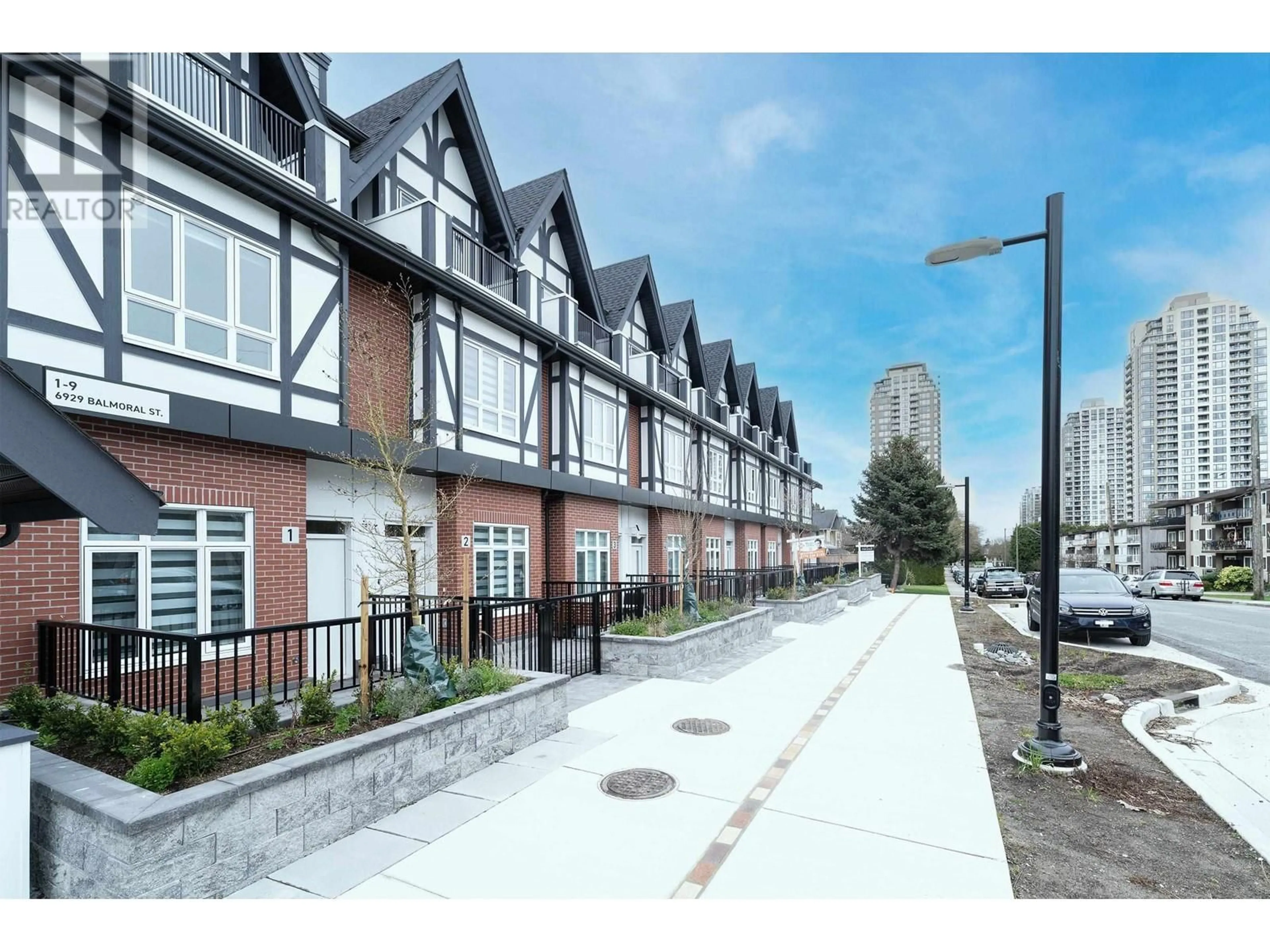 Unknown for 5 - 6929 BALMORAL STREET, Burnaby British Columbia V5E0C7