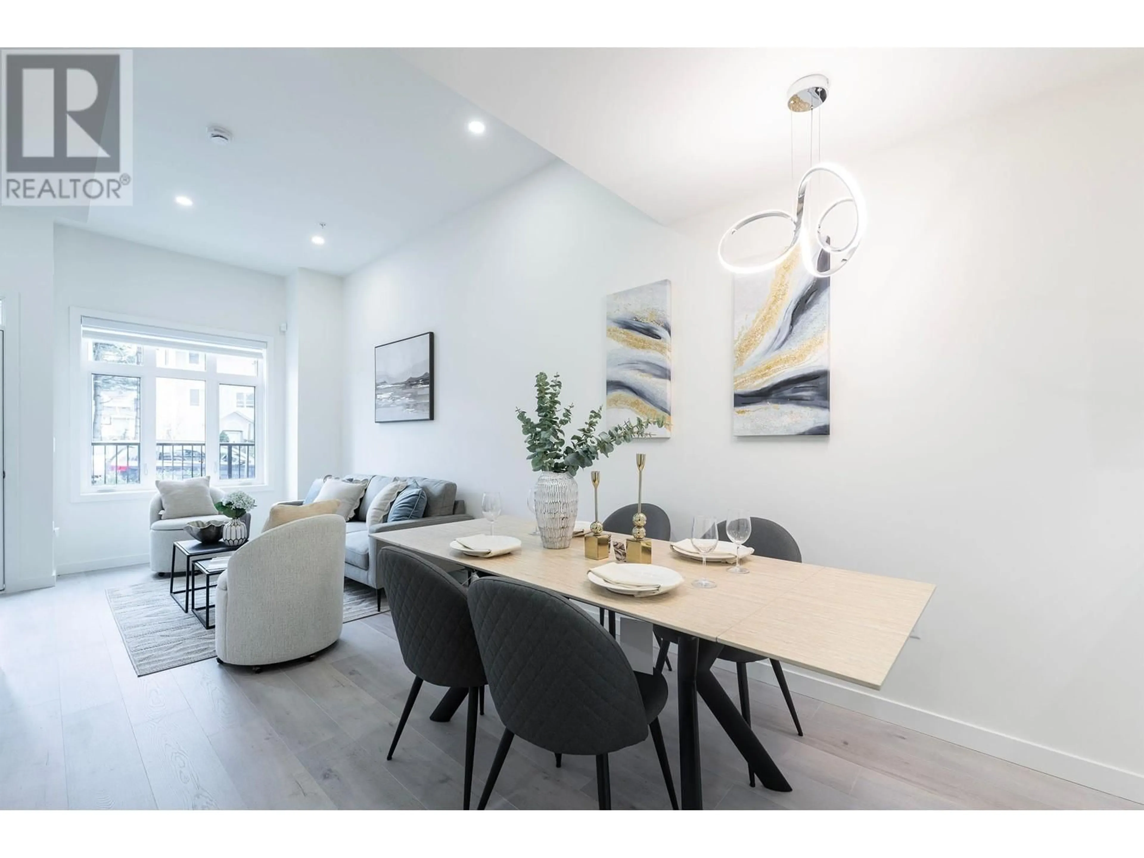 Dining room, wood/laminate floor for 5 - 6929 BALMORAL STREET, Burnaby British Columbia V5E0C7