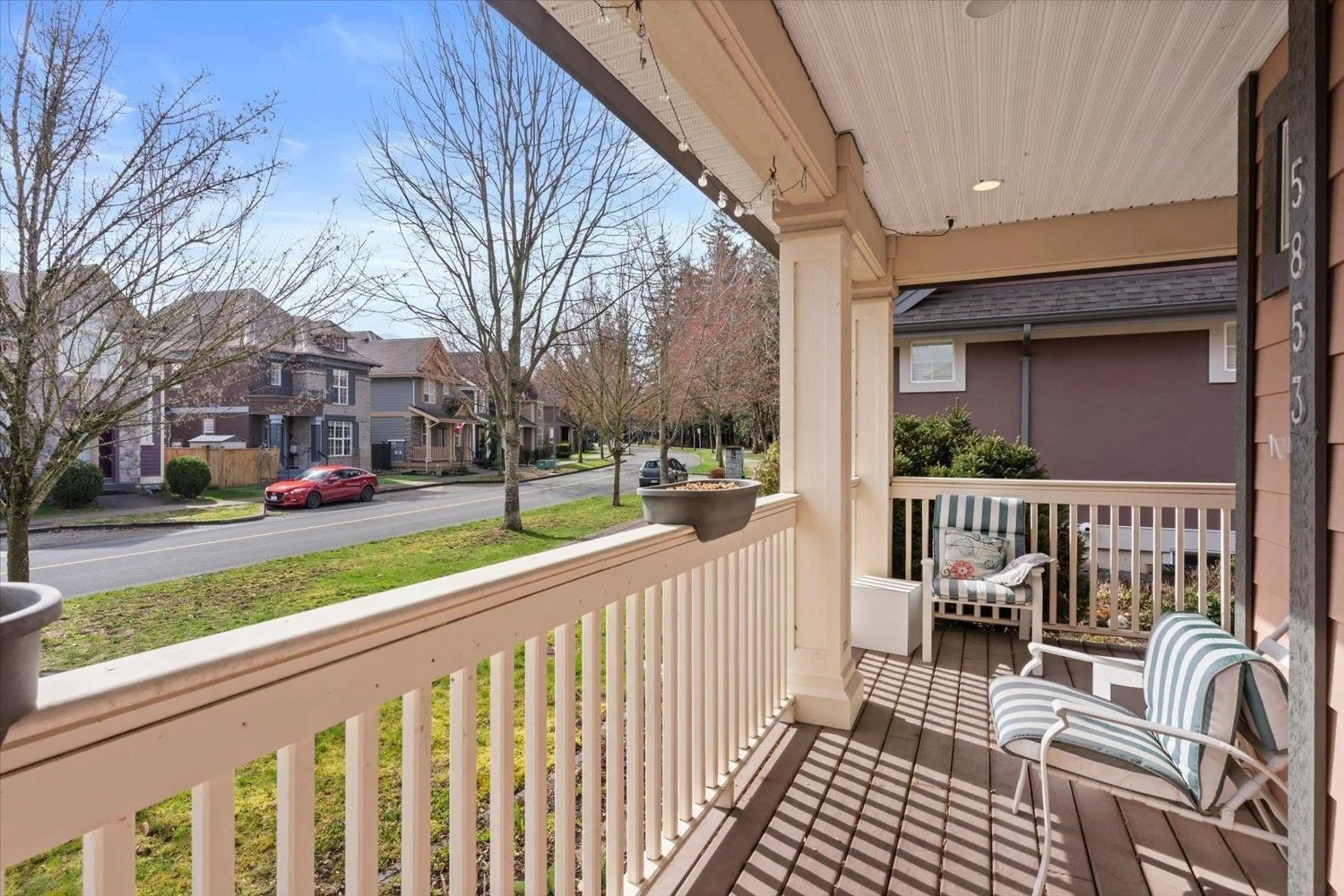 Patio, unknown for 5853 GARRISON BOULEVARD, Chilliwack British Columbia V2R5X9