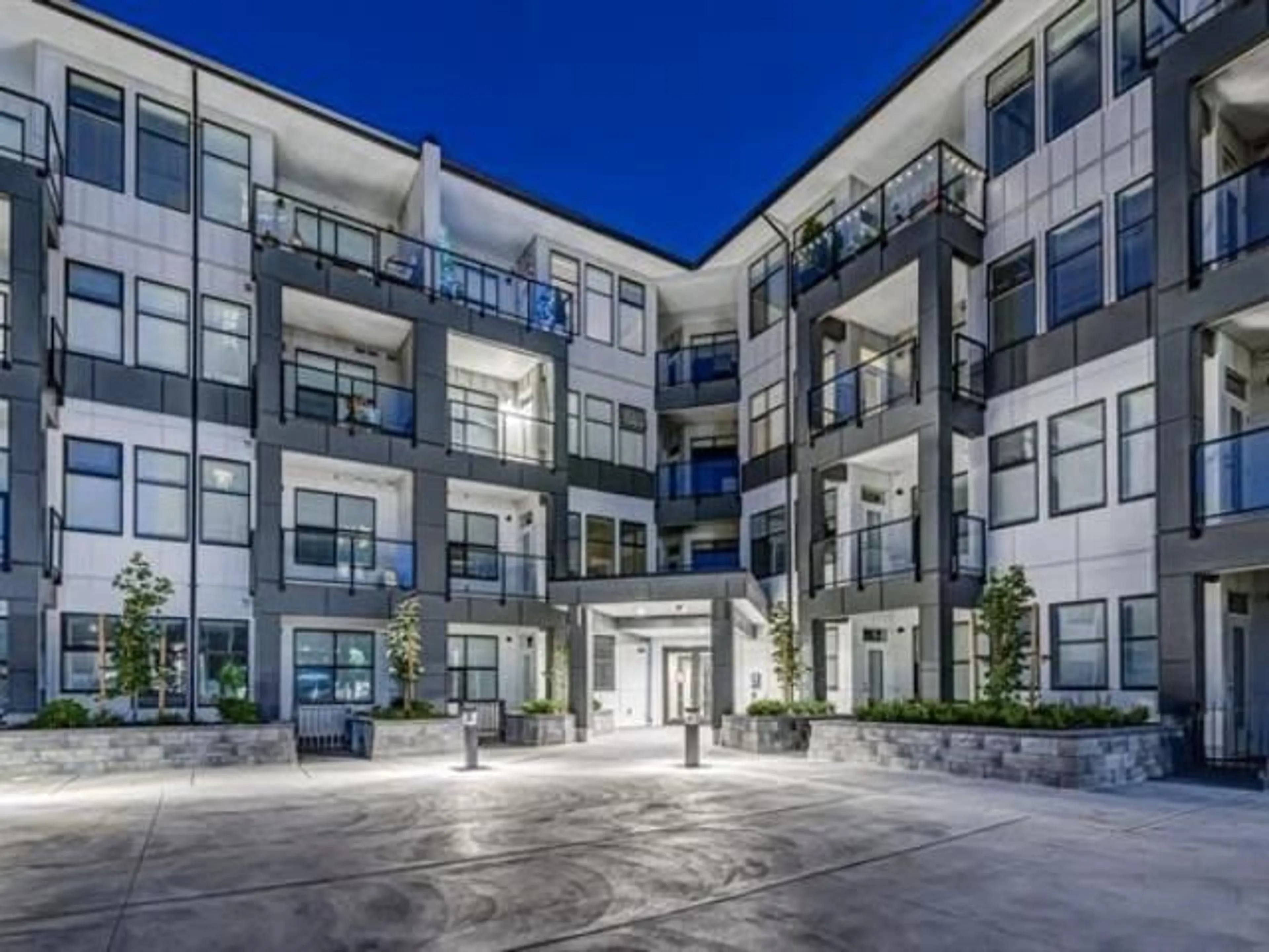 Unknown for 306 - 2120 GLADWIN, Abbotsford British Columbia V2S0L7