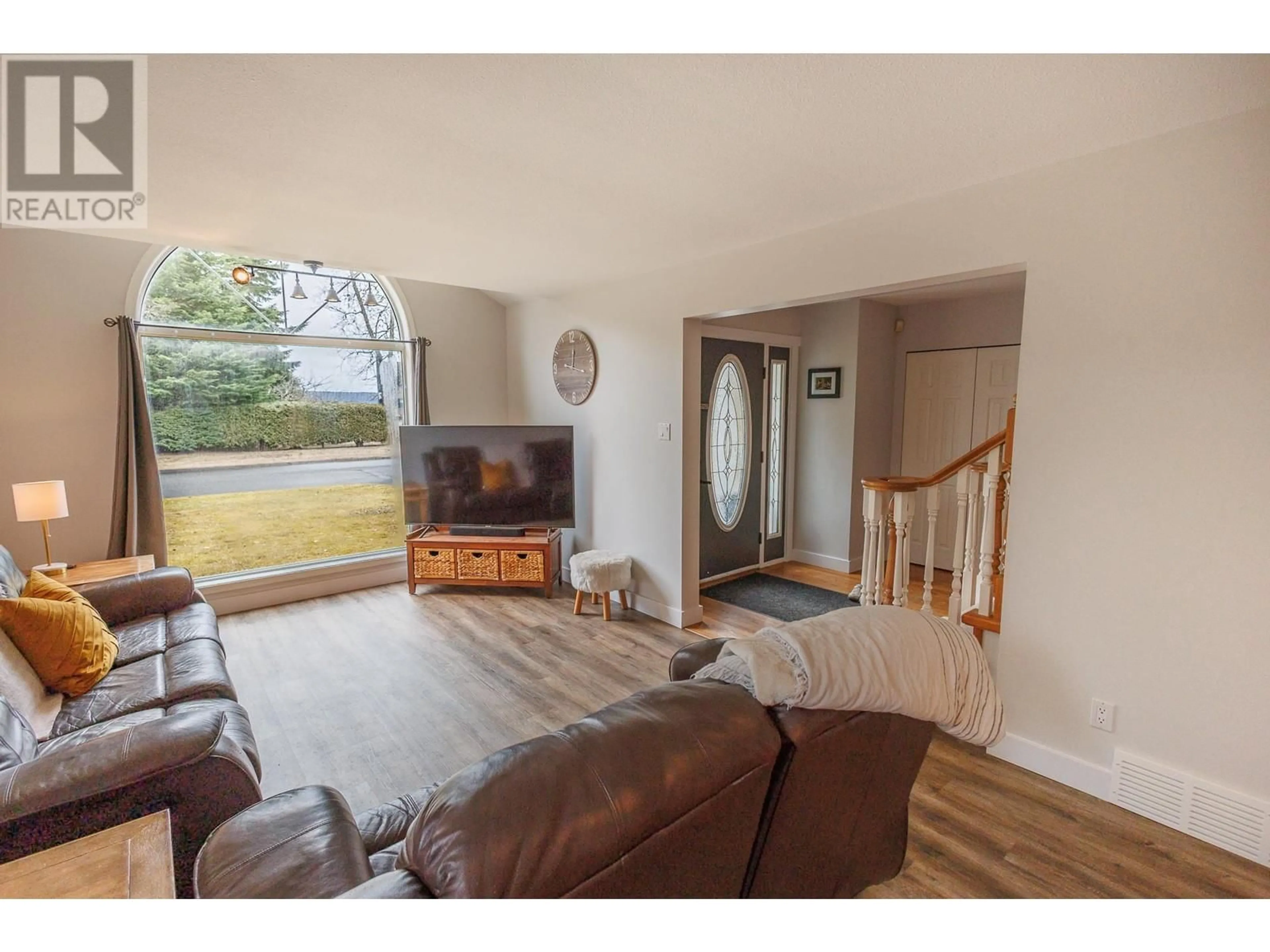 Living room with furniture, unknown for 4936 COOPER DRIVE, Terrace British Columbia V8G5H1