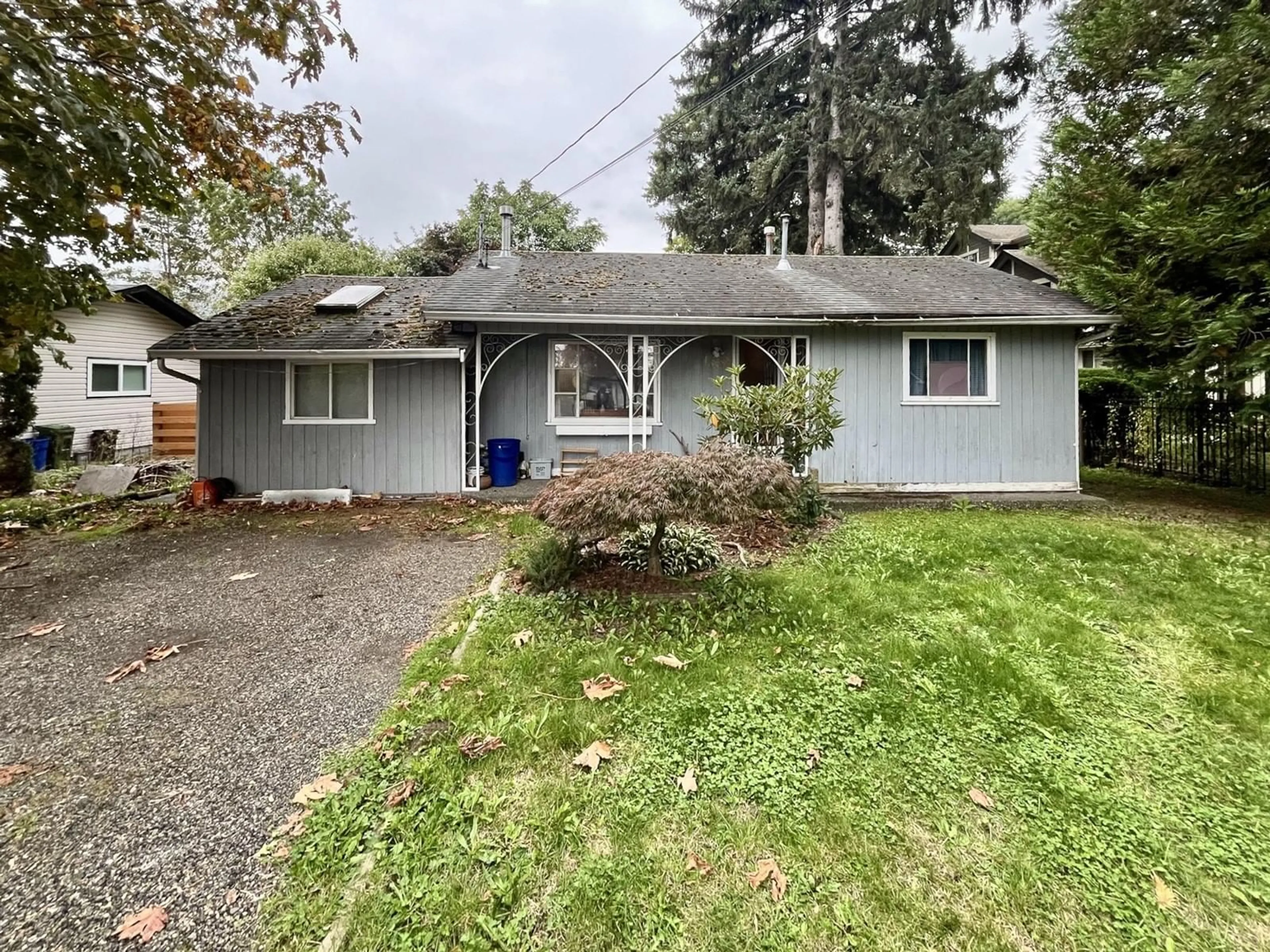 Home with vinyl exterior material, street for 45588 WATSON ROAD, Chilliwack British Columbia V2R2H1