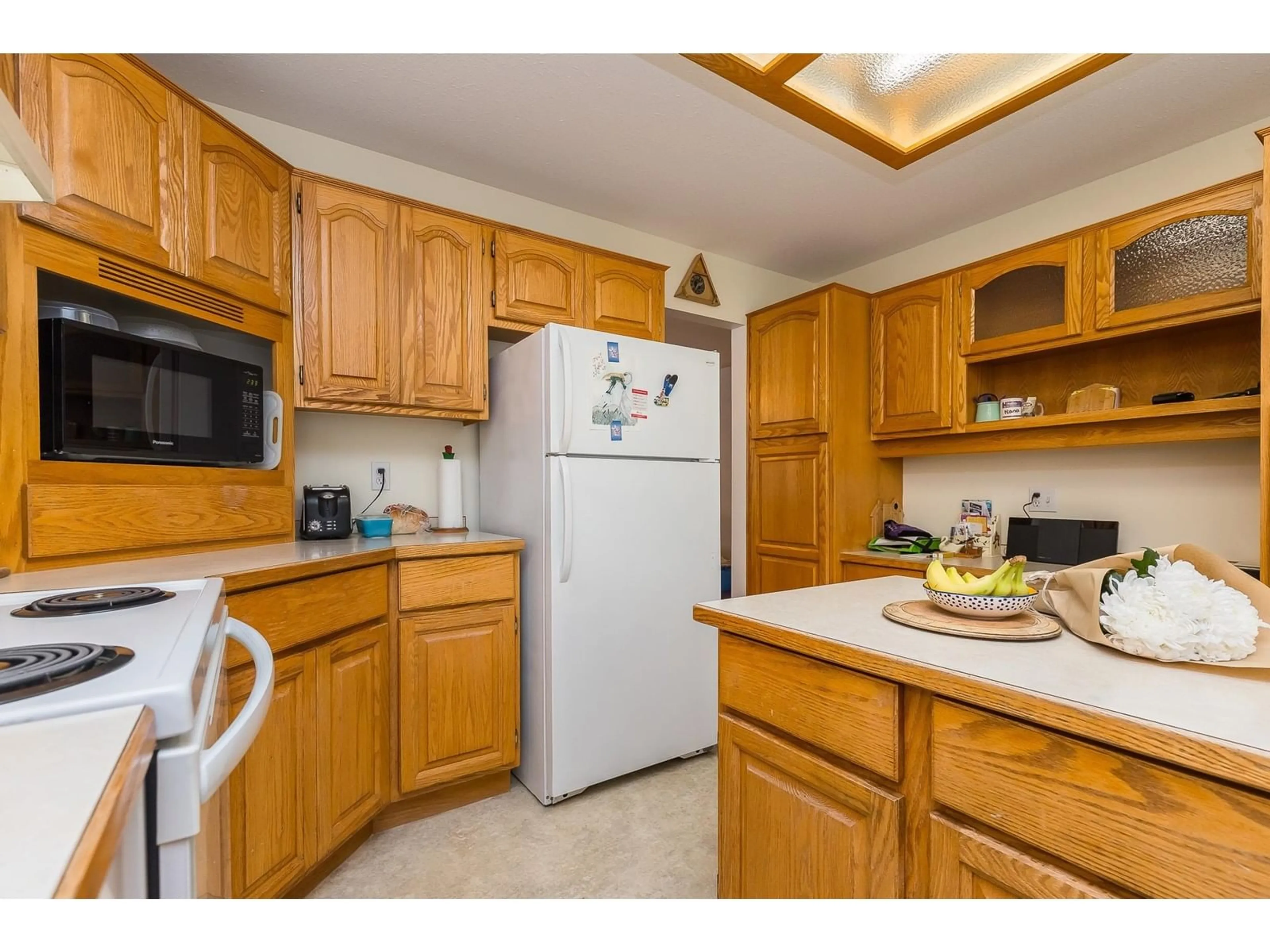 Standard kitchen, unknown for 25 - 8500 YOUNG ROAD, Chilliwack British Columbia V2P4P1