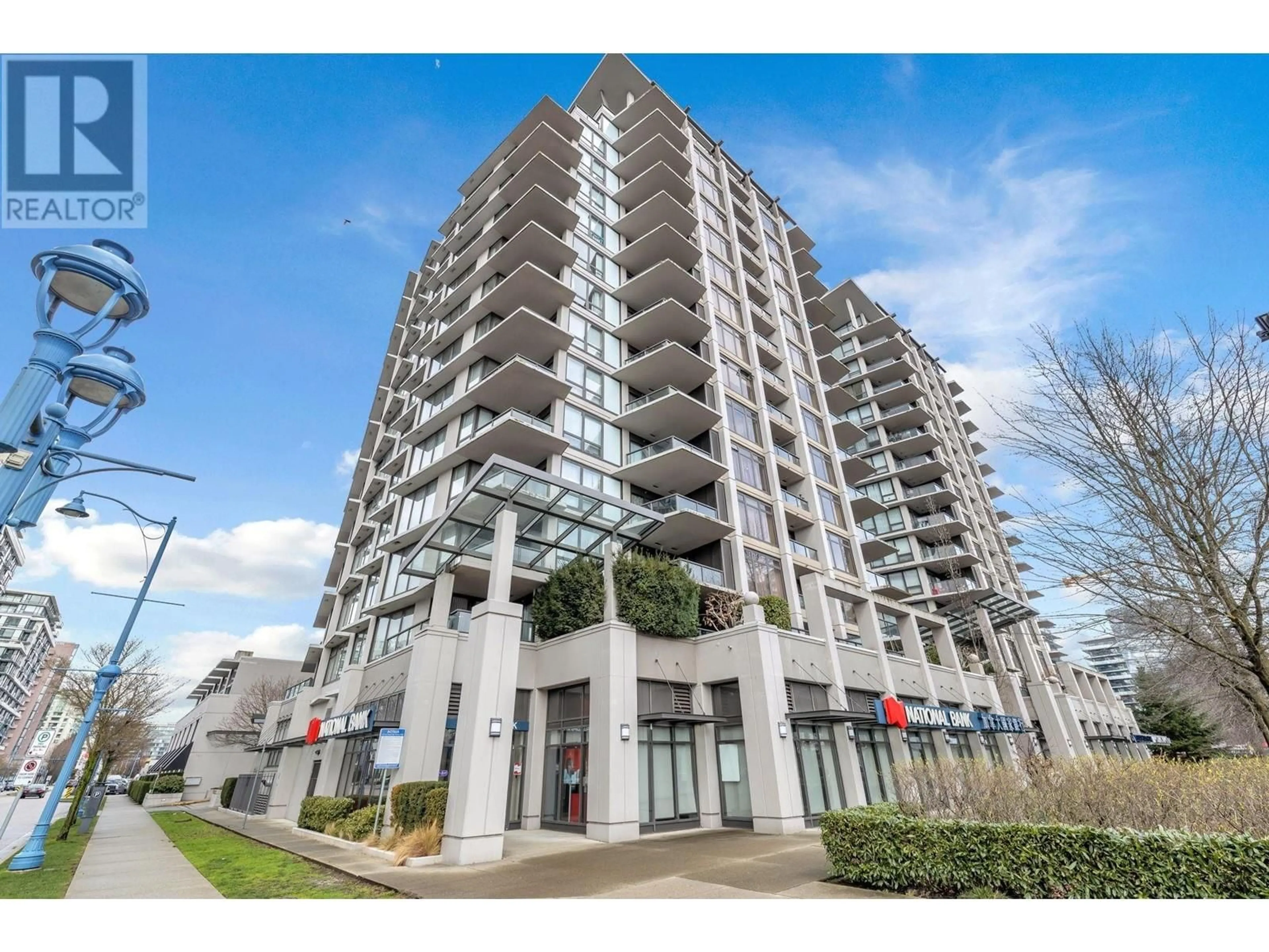 Unknown for 813 5811 NO. 3 ROAD, Richmond British Columbia V6X4L7
