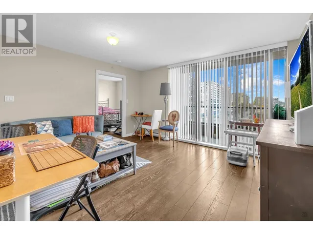 813 5811 NO. 3 ROAD, Richmond 5