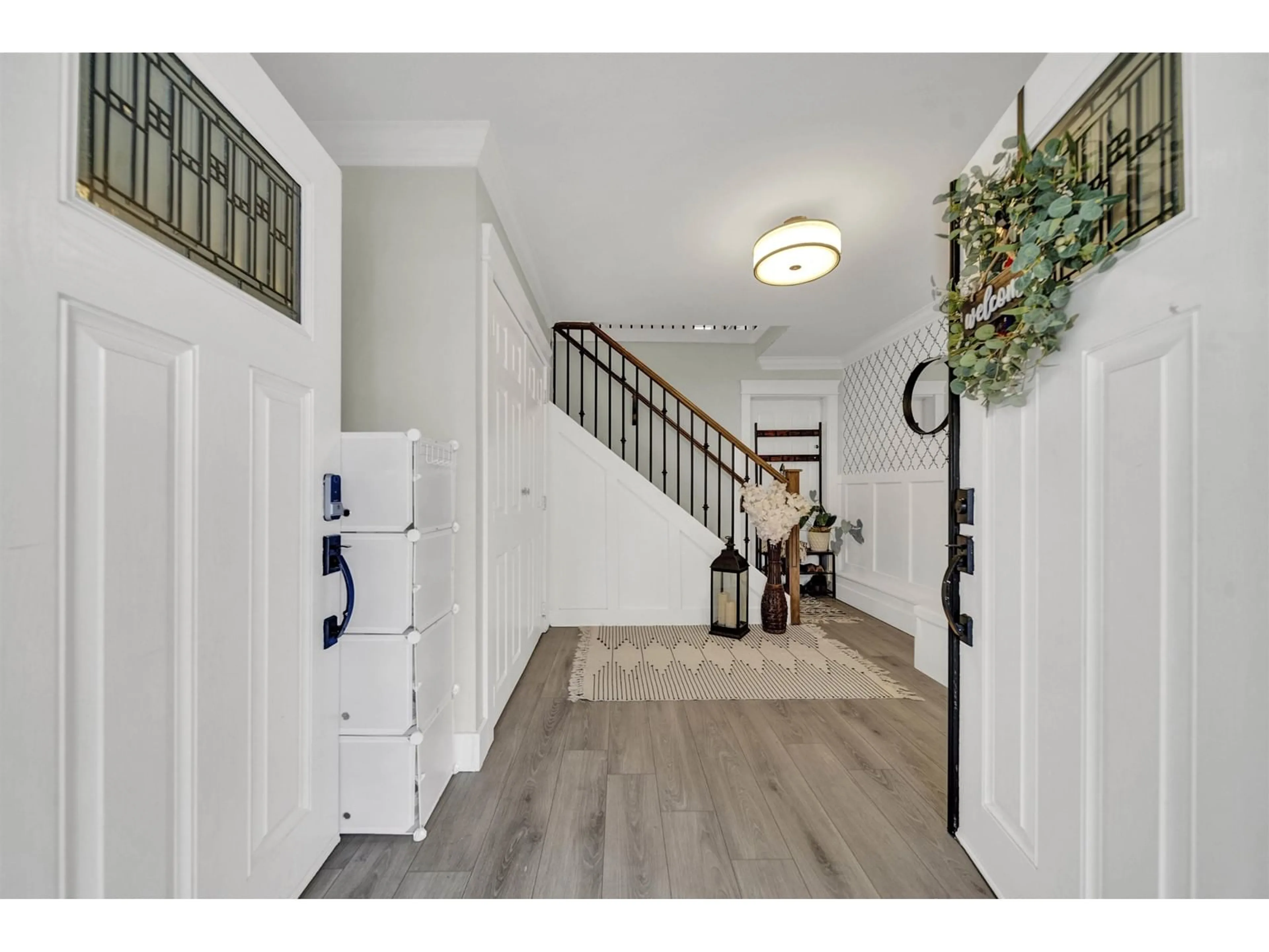 Indoor entryway for 11584 77A, Delta British Columbia V4C1M7