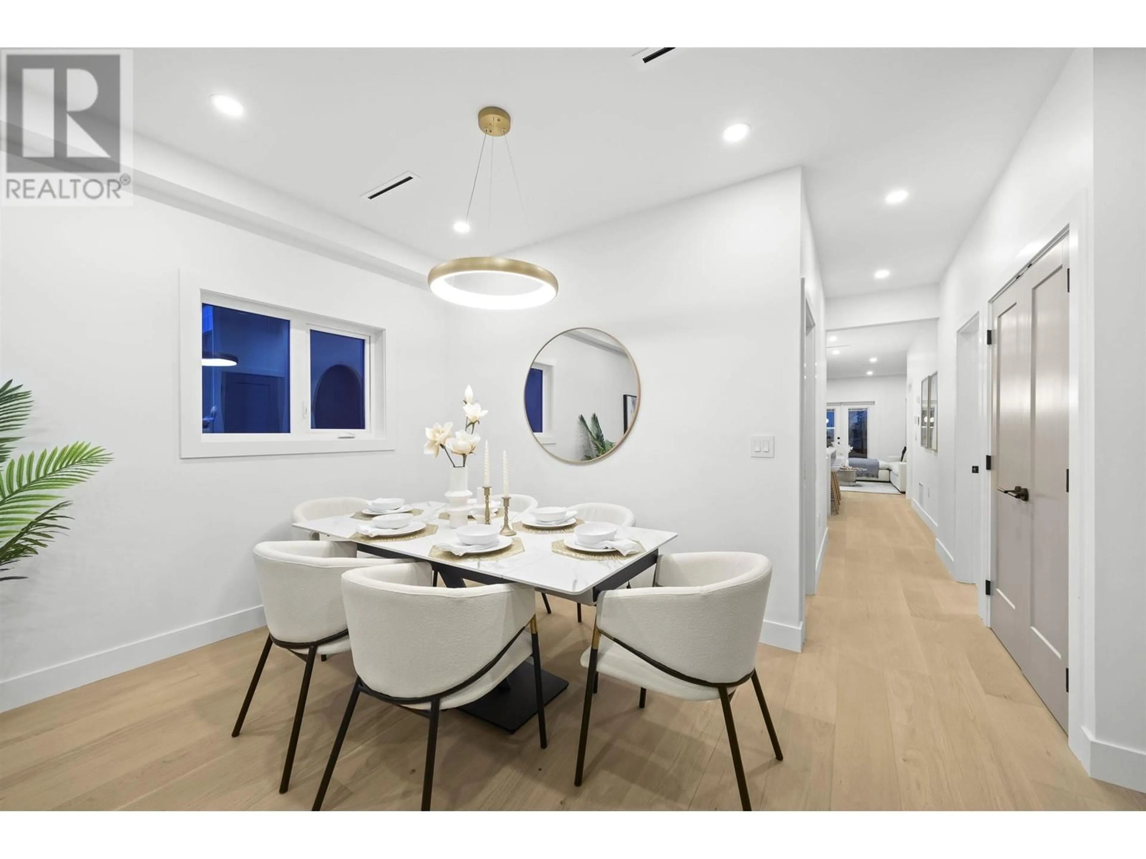 Dining room, unknown for 5626 CHAFFEY AVENUE, Burnaby British Columbia V5H2S3