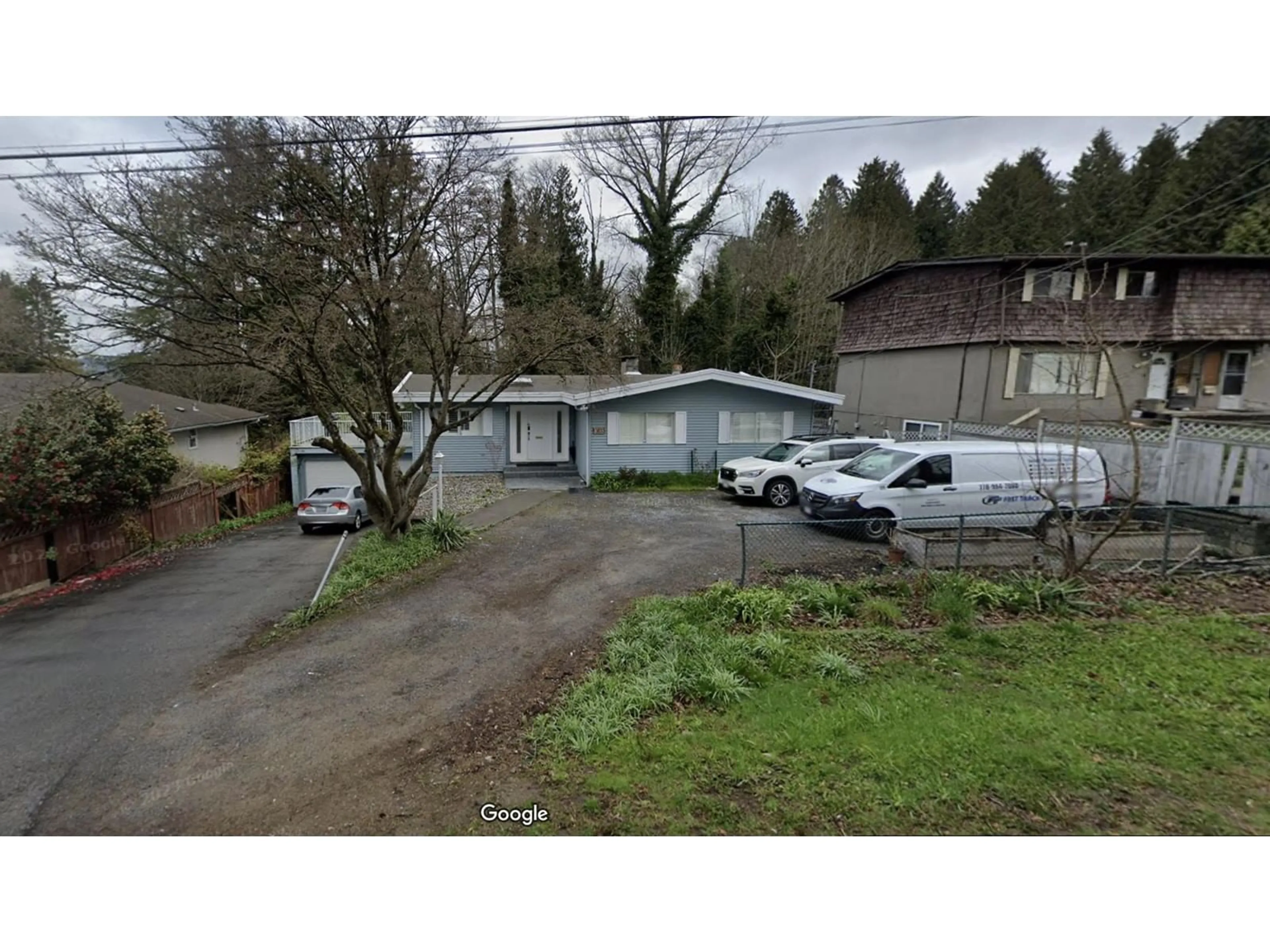 A pic from outside/outdoor area/front of a property/back of a property/a pic from drone, street for 13833 114 AVENUE, Surrey British Columbia V3R2L8