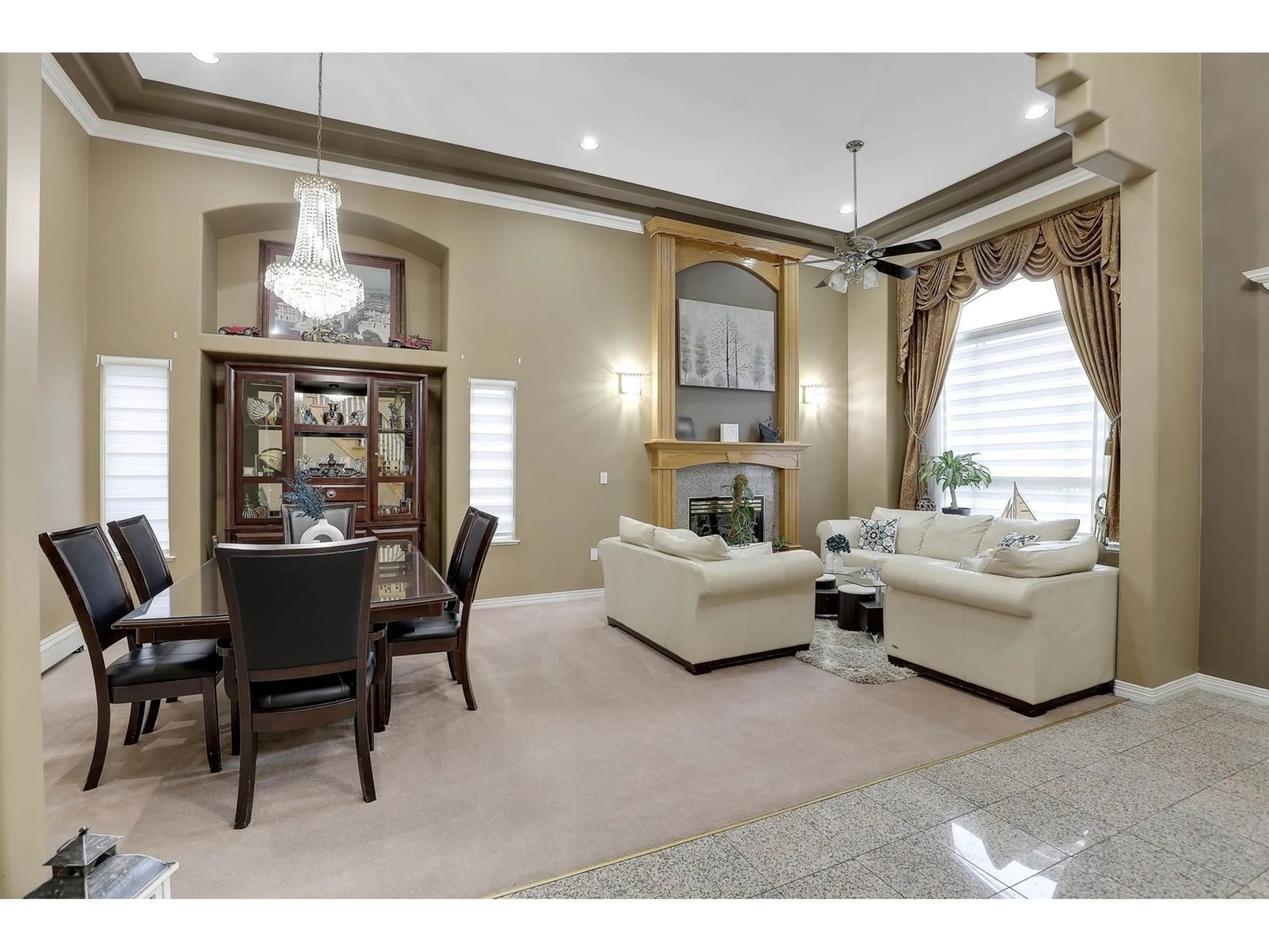 Living room with furniture, unknown for 6125 132A, Surrey British Columbia V3X3J6