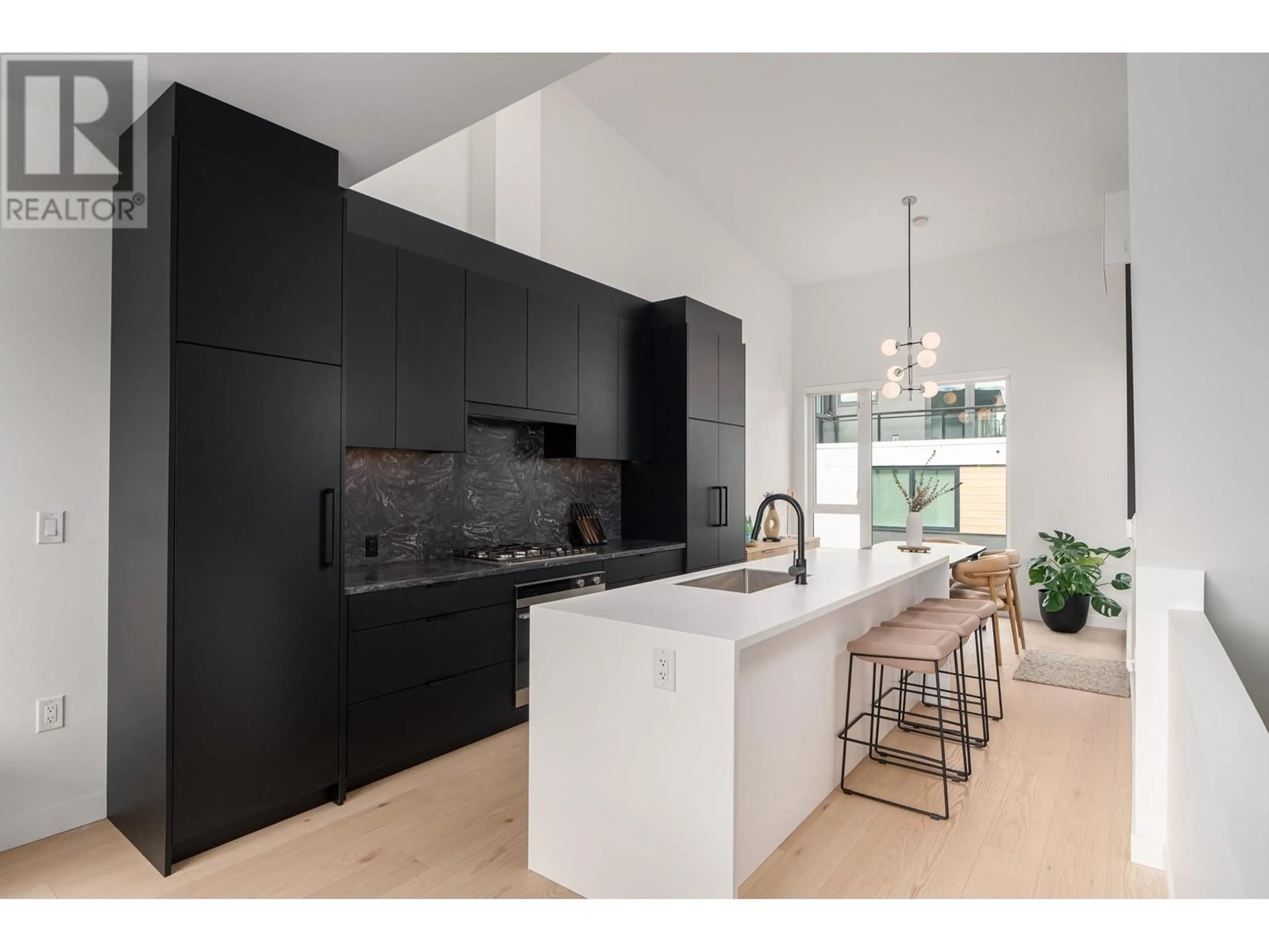 Contemporary kitchen, ceramic/tile floor for 228 - 650 2ND STREET, North Vancouver British Columbia V7M1E3