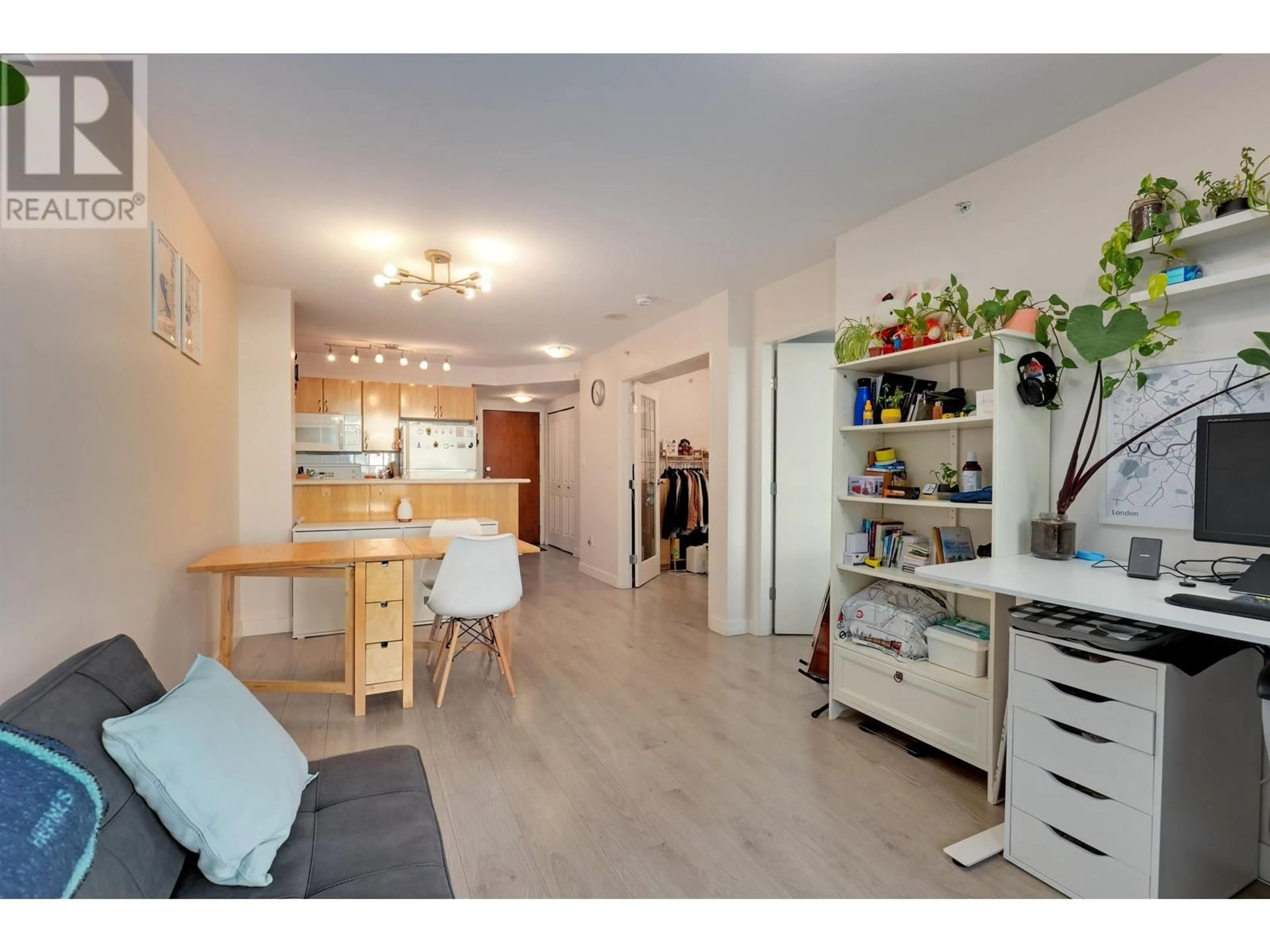 A pic of a room for 902 - 2763 CHANDLERY PLACE, Vancouver British Columbia V5S4V4