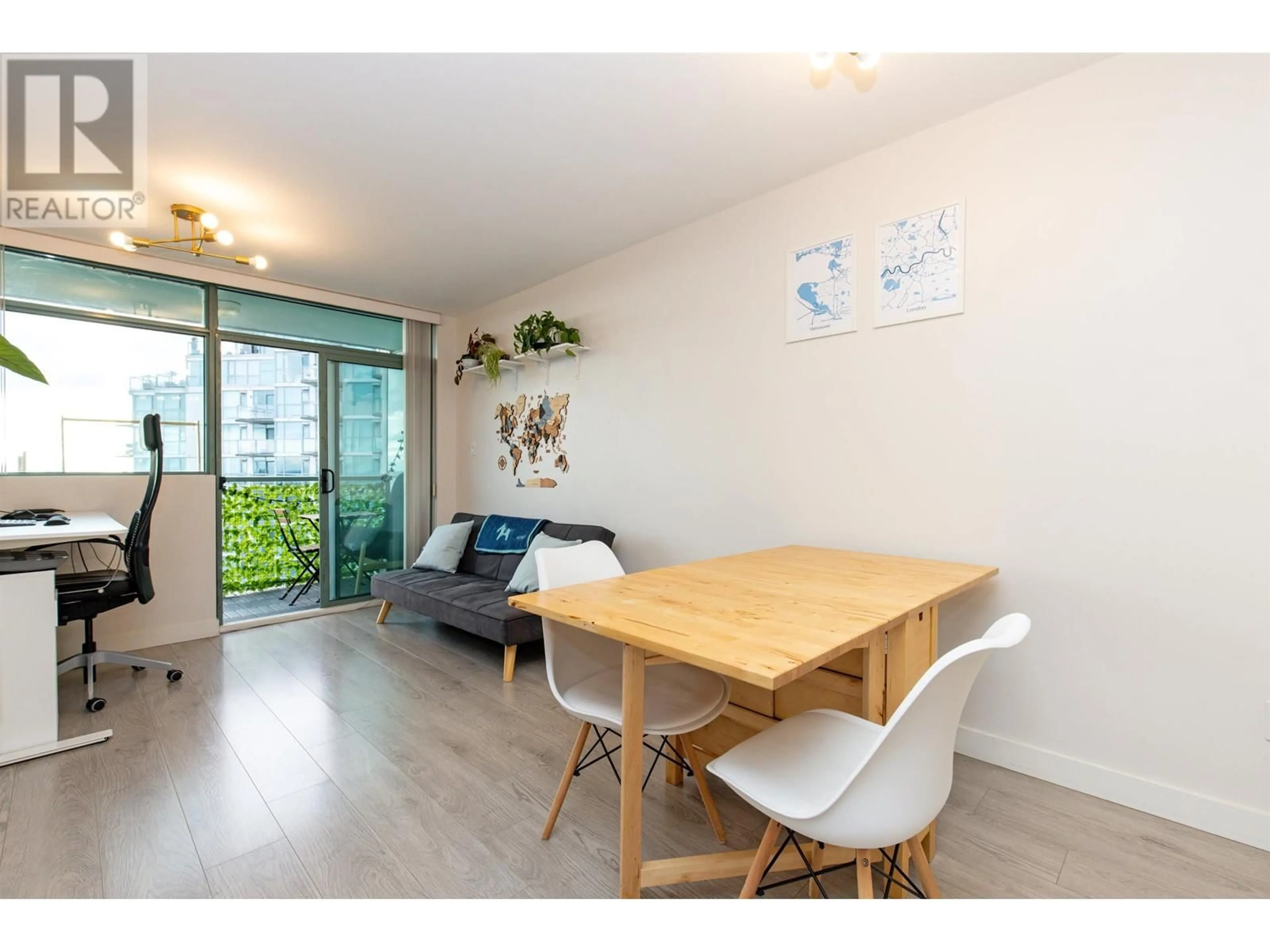 Unknown for 902 - 2763 CHANDLERY PLACE, Vancouver British Columbia V5S4V4