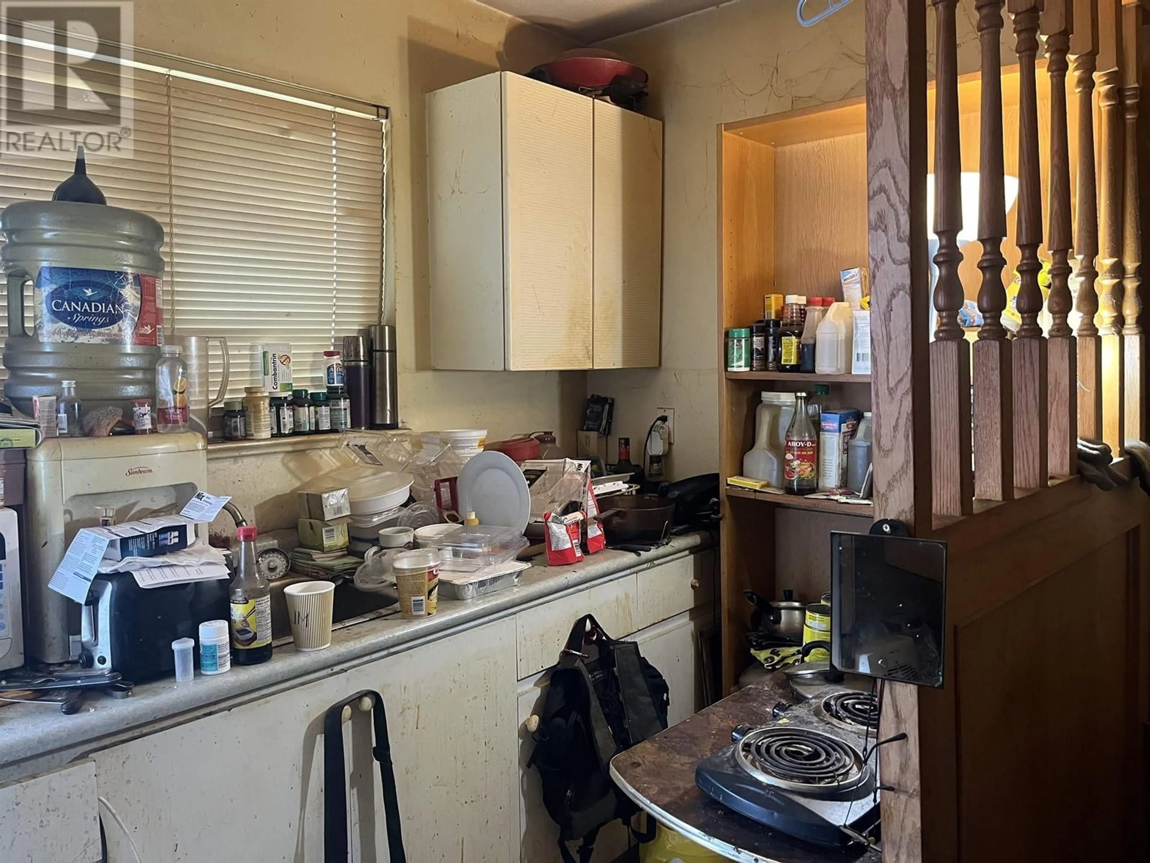 Standard kitchen, unknown for 1115 33RD AVENUE, Vancouver British Columbia V5V3B1