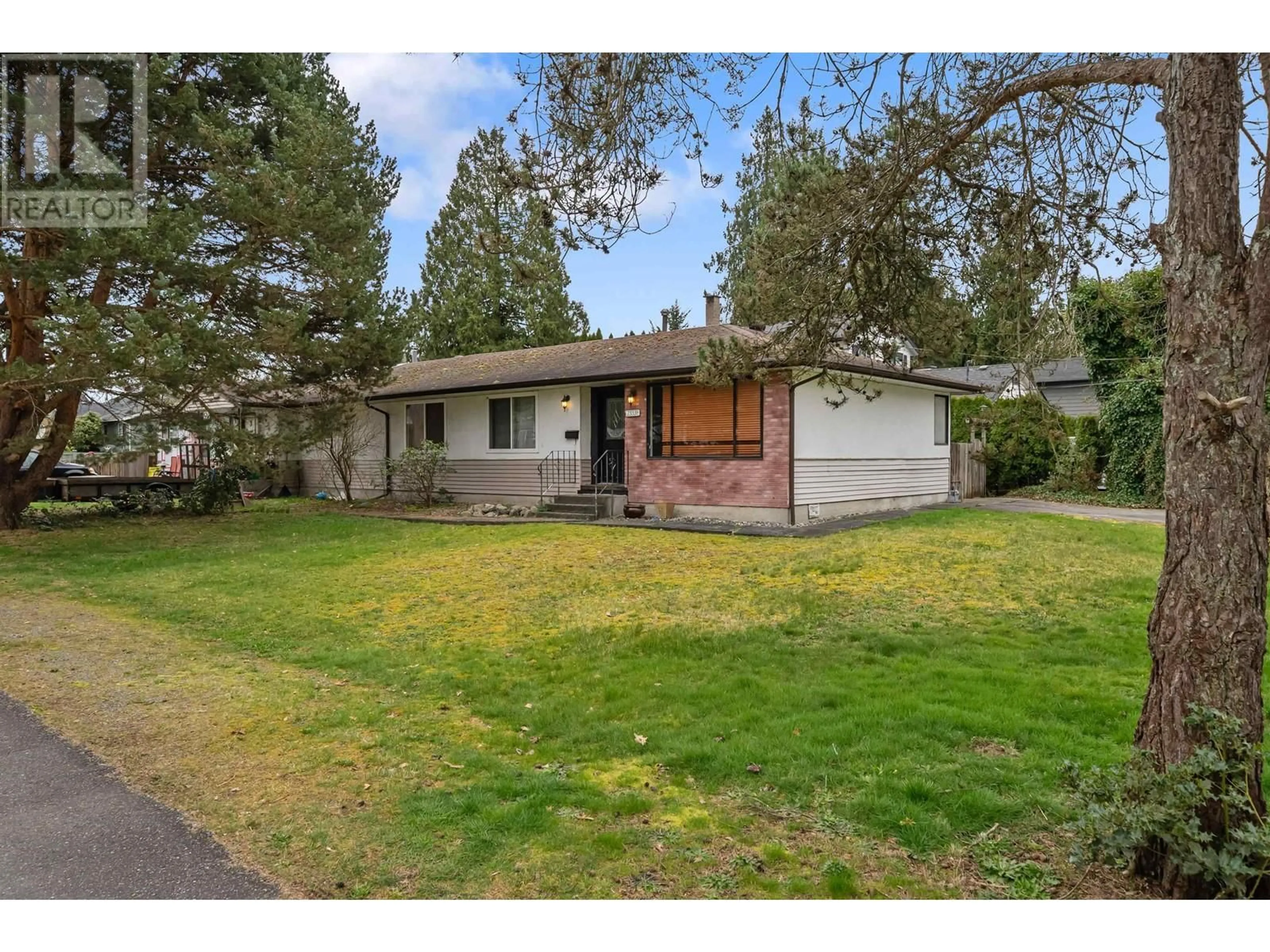 Unknown for 1 - 23338 122 AVENUE, Maple Ridge British Columbia V2X3Y7