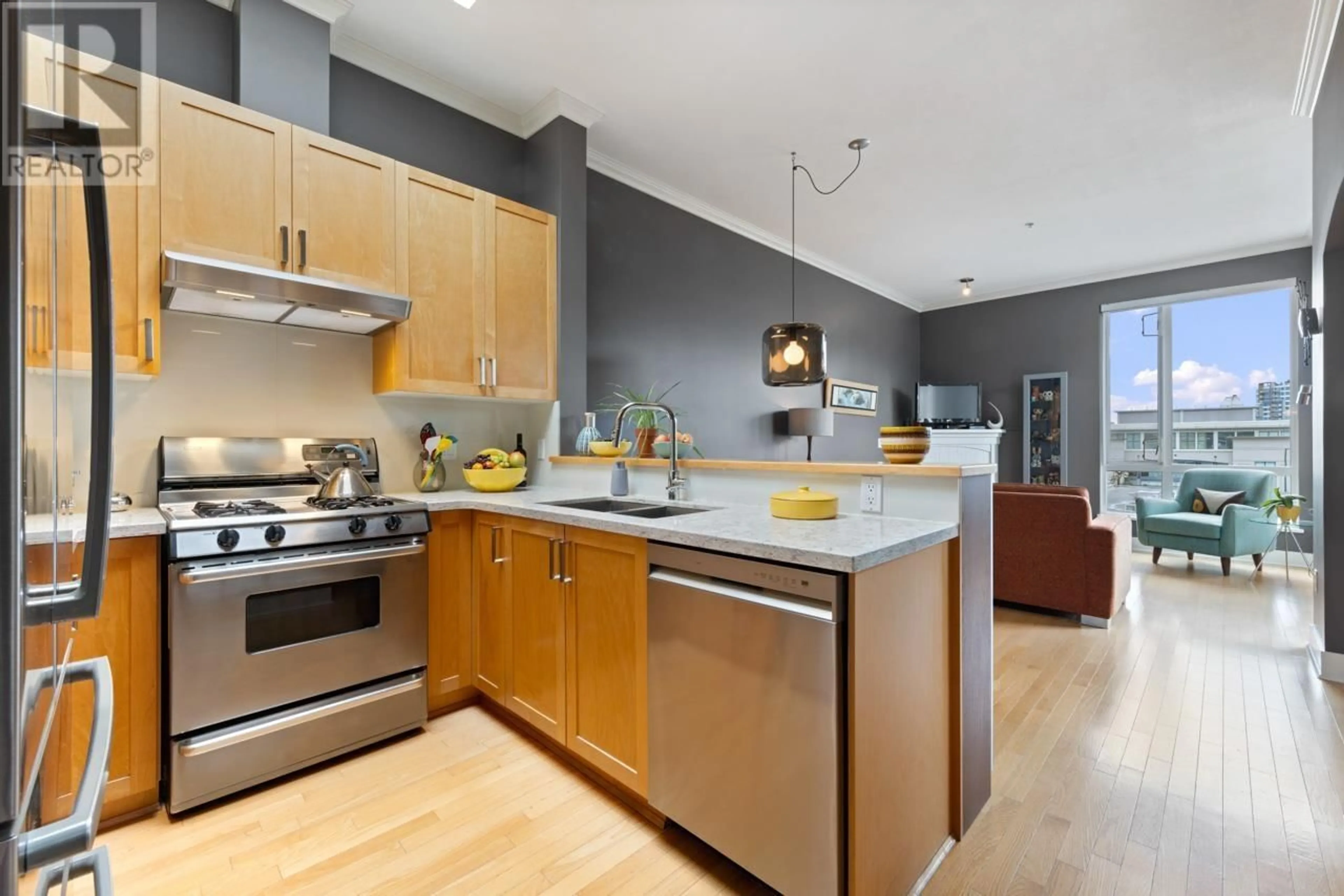Contemporary kitchen, unknown for 407 - 1858 5TH AVENUE, Vancouver British Columbia V6J1P3