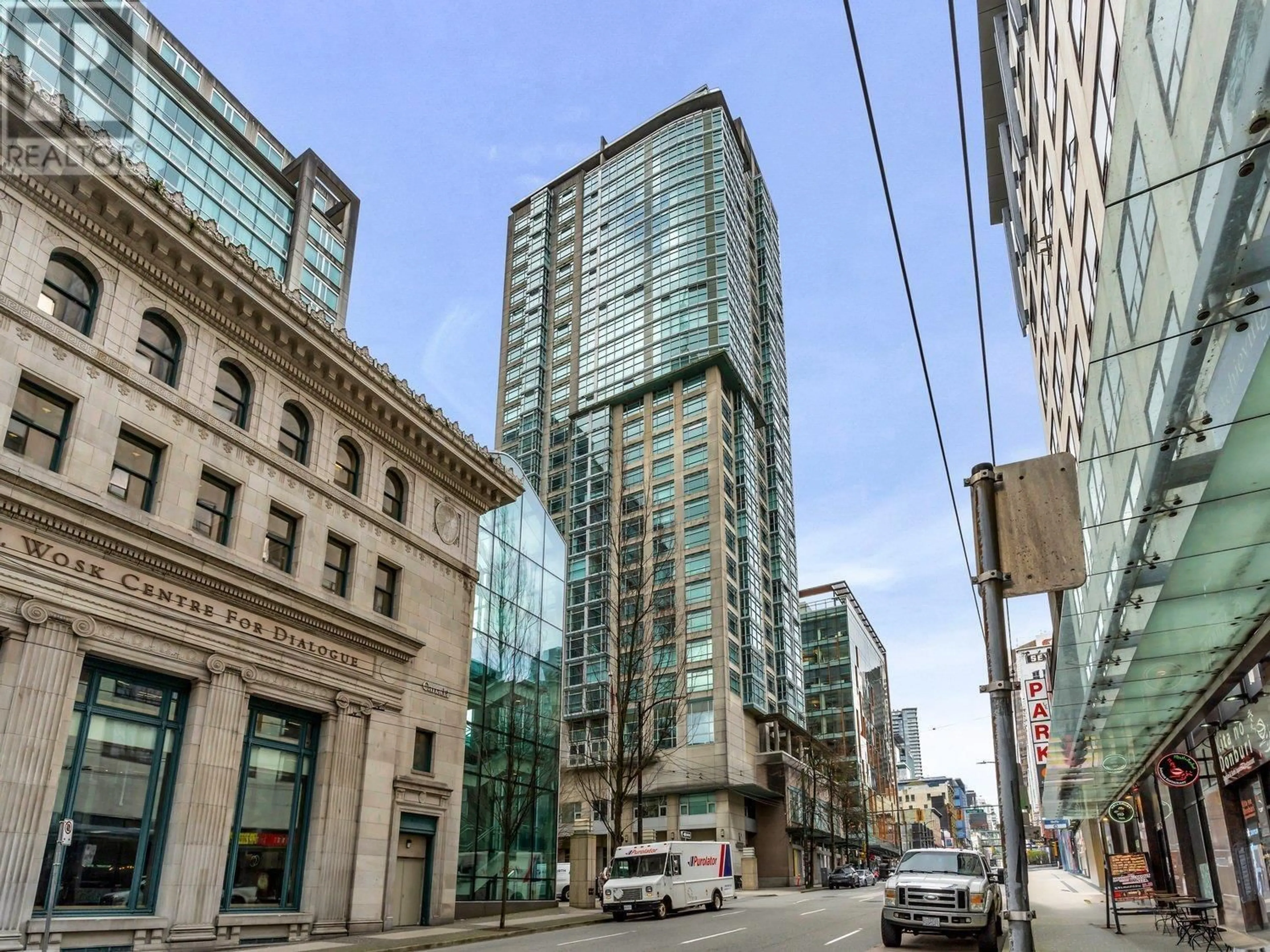Indoor foyer for 2706 - 438 SEYMOUR STREET, Vancouver British Columbia V6B6H4