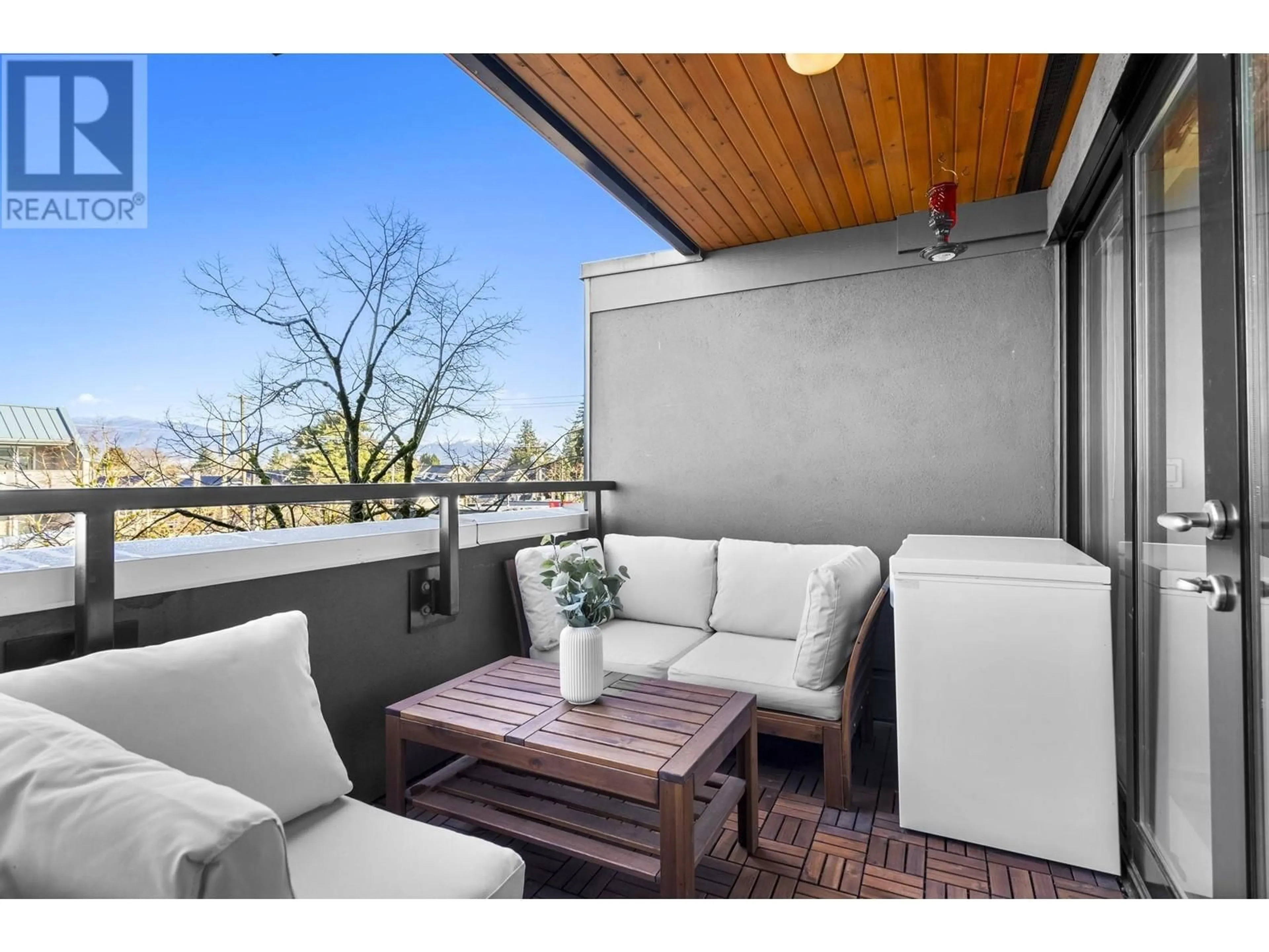 Patio, unknown for 307 - 2525 BLENHEIM STREET, Vancouver British Columbia V6K4W6