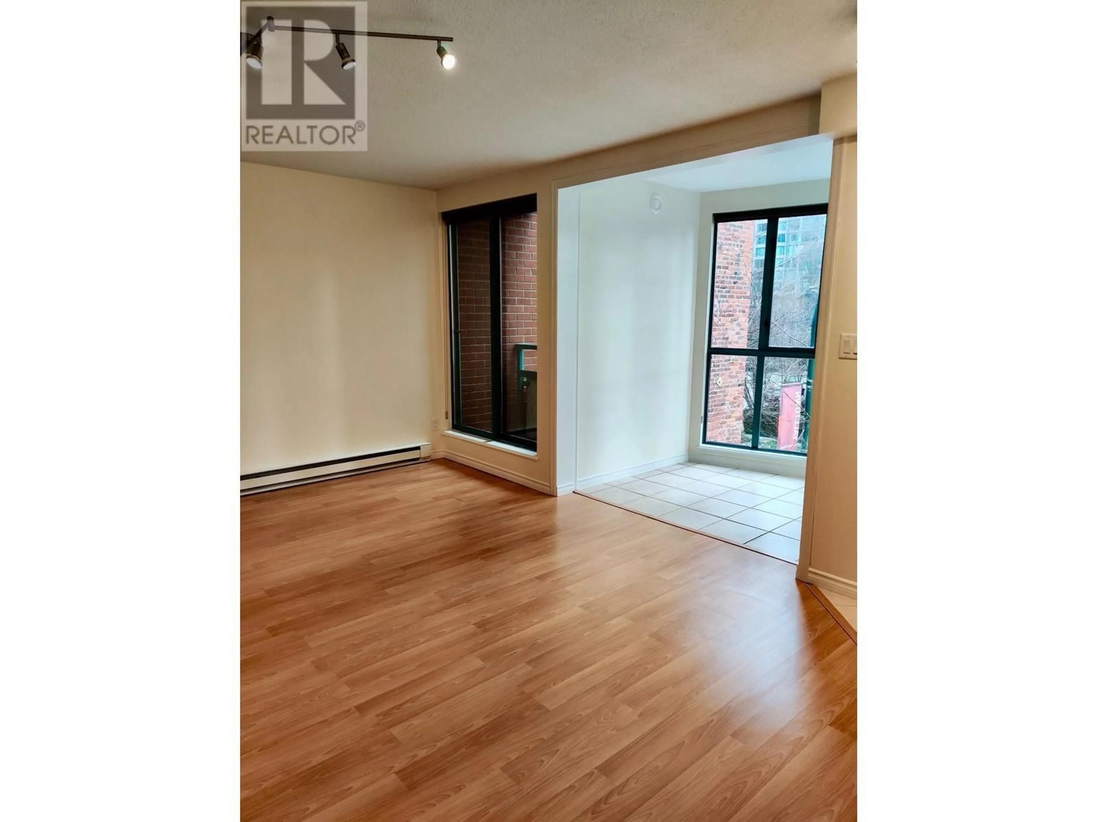 A pic of a room for 311 939 HOMER STREET, Vancouver British Columbia V6B2W6