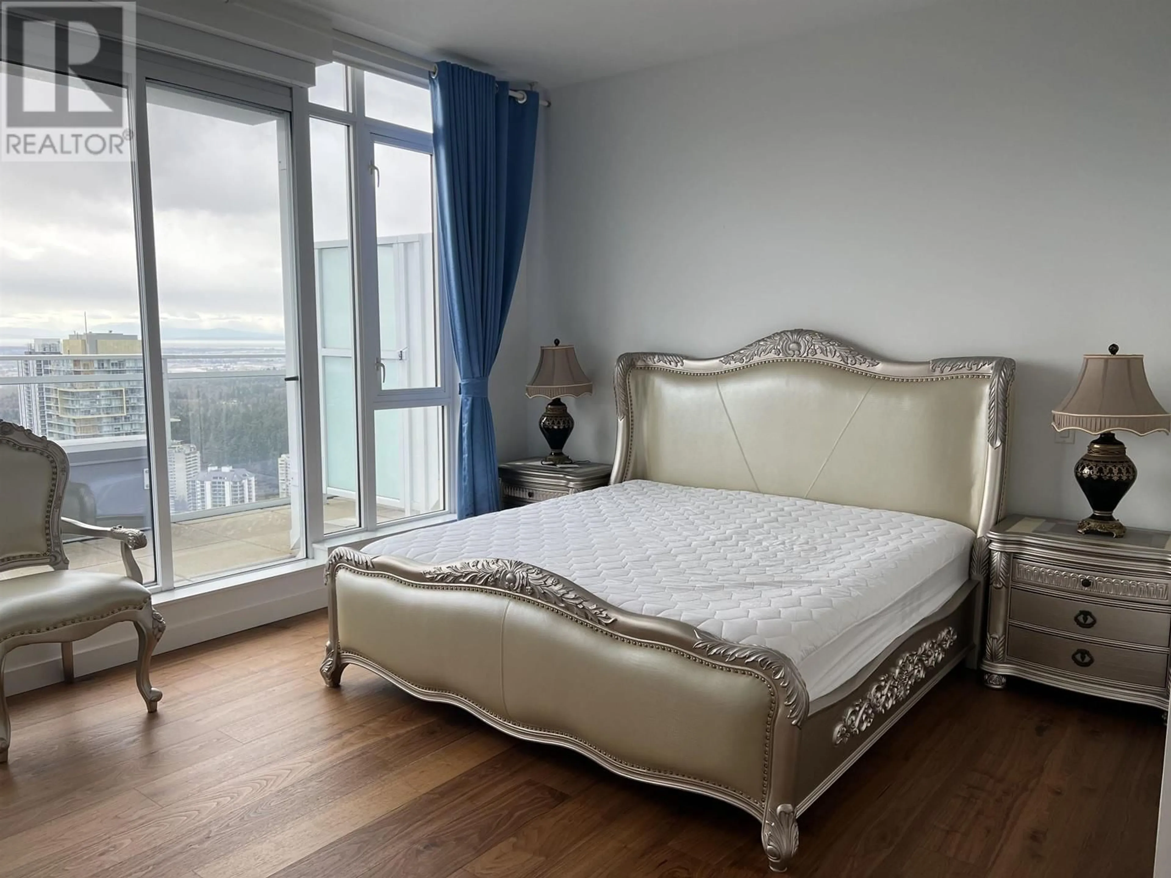 Bedroom with bed, unknown for 5302 - 4670 ASSEMBLY WAY, Burnaby British Columbia V5H0H3