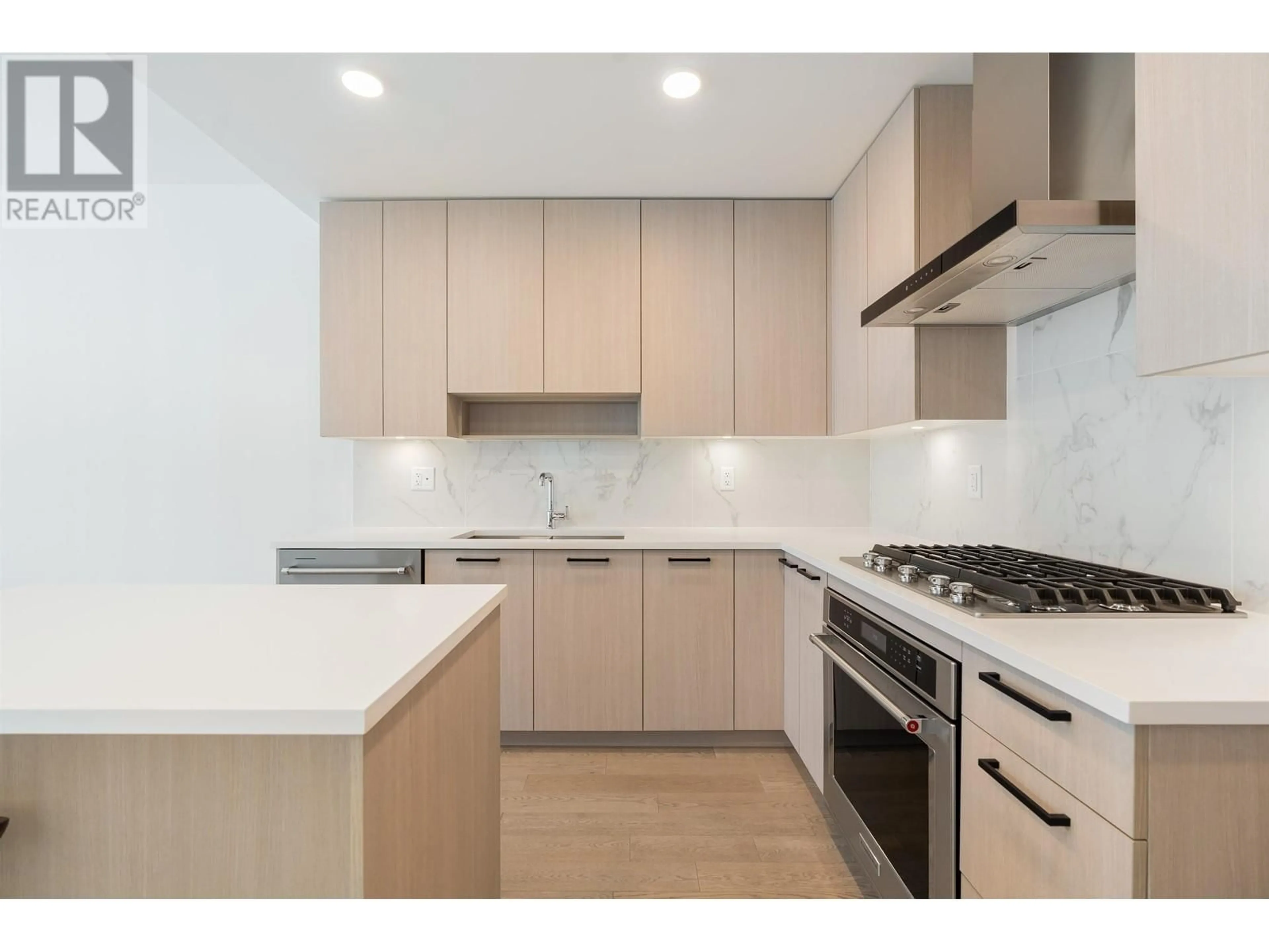Standard kitchen, unknown for 803 - 555 SYDNEY AVENUE, Coquitlam British Columbia V3K0G5