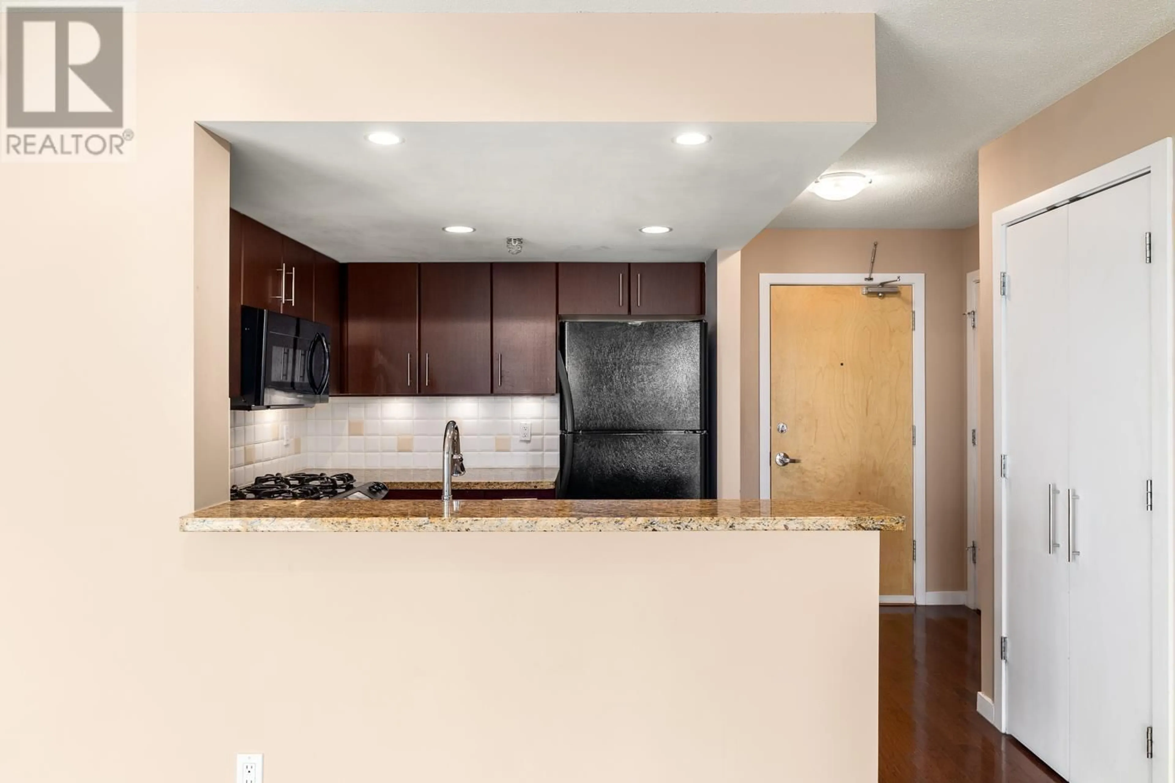 Standard kitchen, unknown for 1703 - 120 MILROSS AVENUE, Vancouver British Columbia V6A4K7