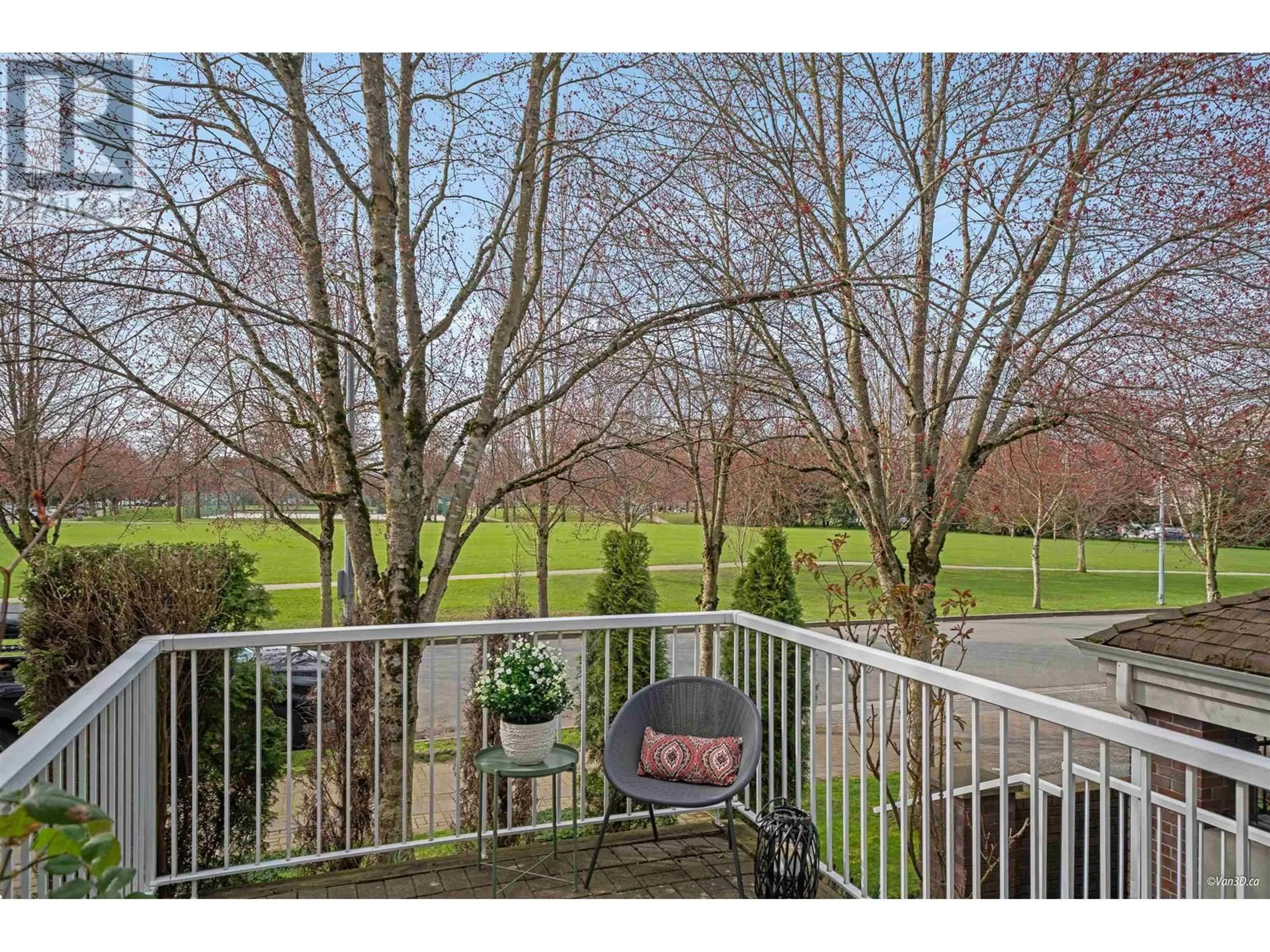 Patio, forest/trees view for 1 - 5840 DOVER CRESCENT, Richmond British Columbia V7C5P4