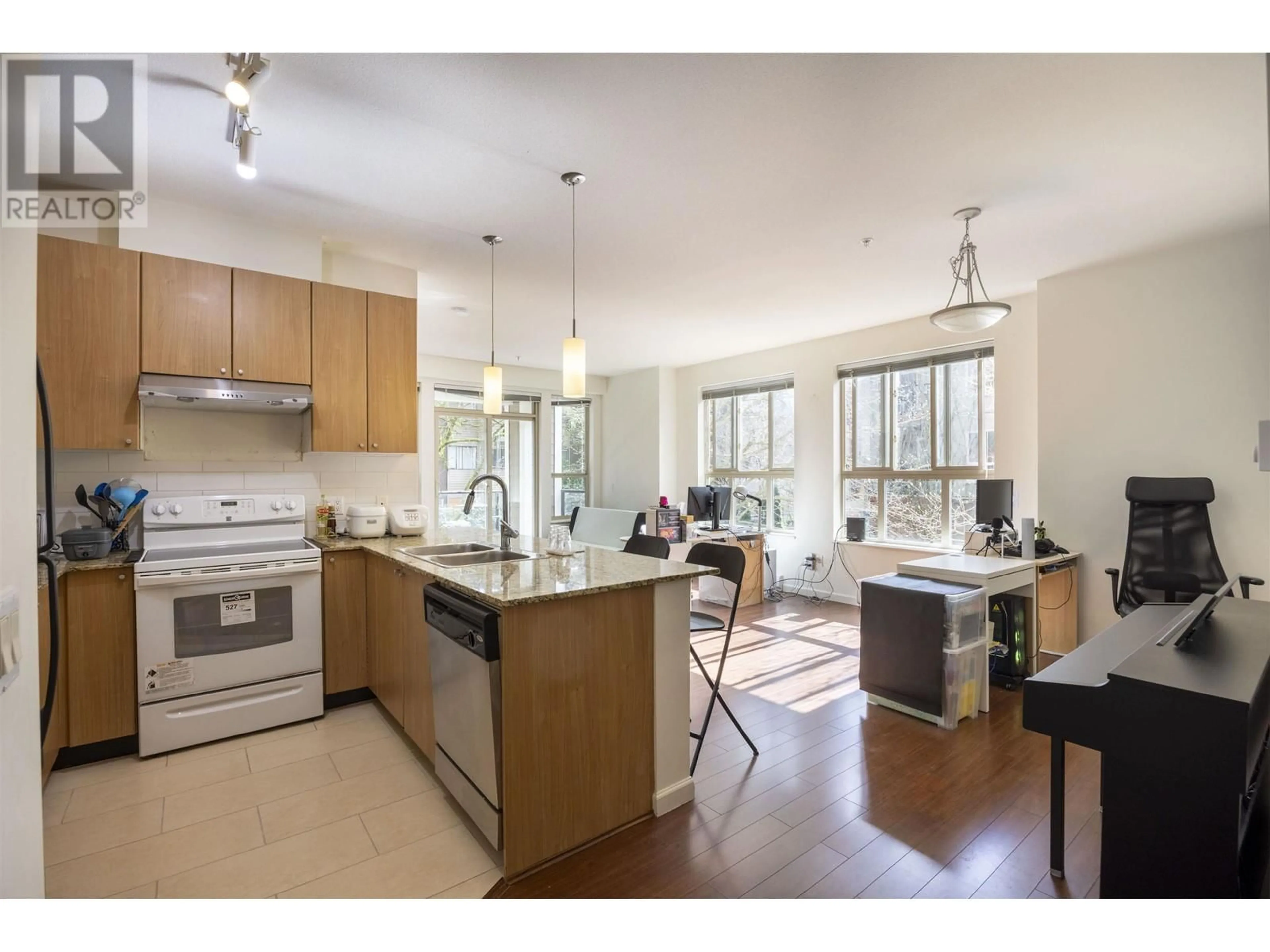 Open concept kitchen, unknown for 216 - 2484 WILSON AVENUE, Port Coquitlam British Columbia V3C0A5
