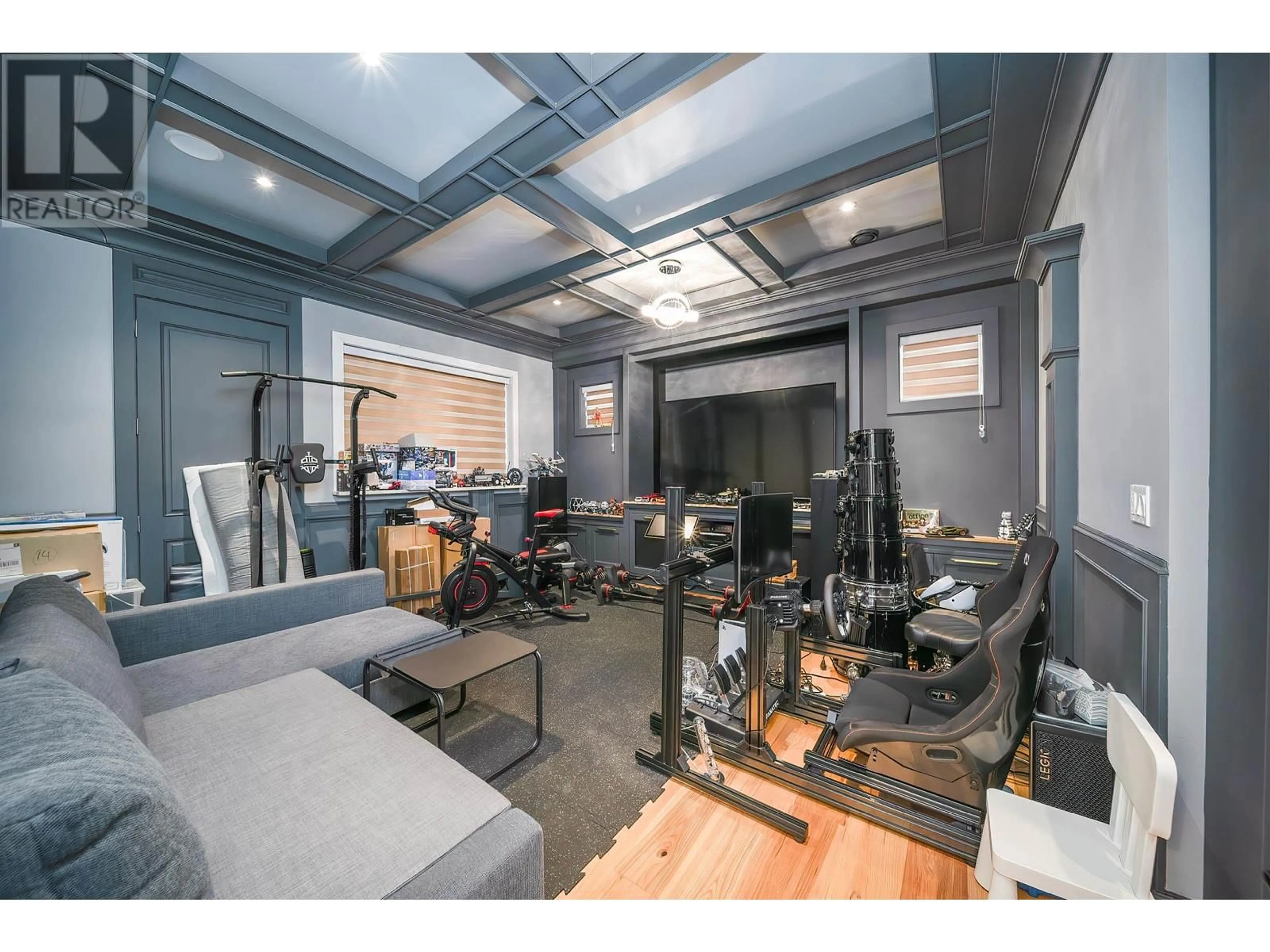 Home theater for 9399 KIRKMOND CRESCENT, Richmond British Columbia V7E1M7