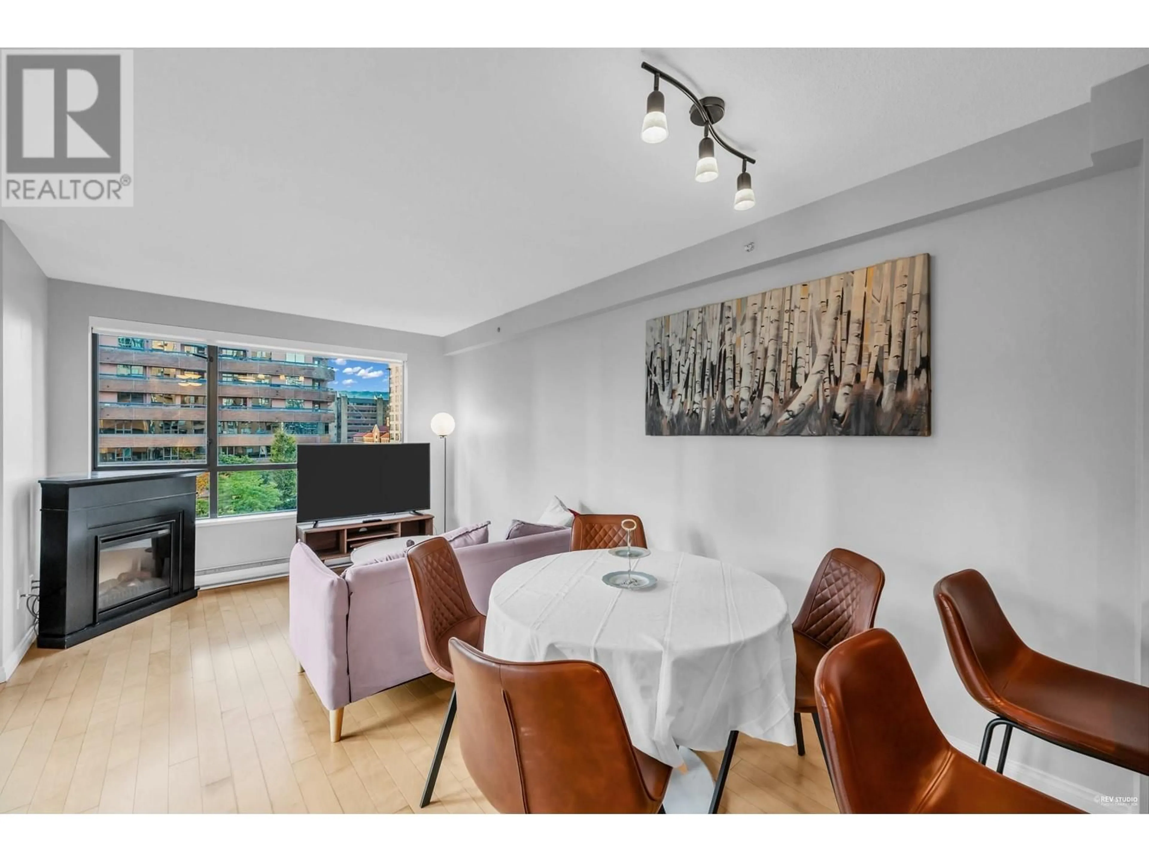 Dining room, unknown for 1608 - 1189 HOWE STREET, Vancouver British Columbia V6Z2X4