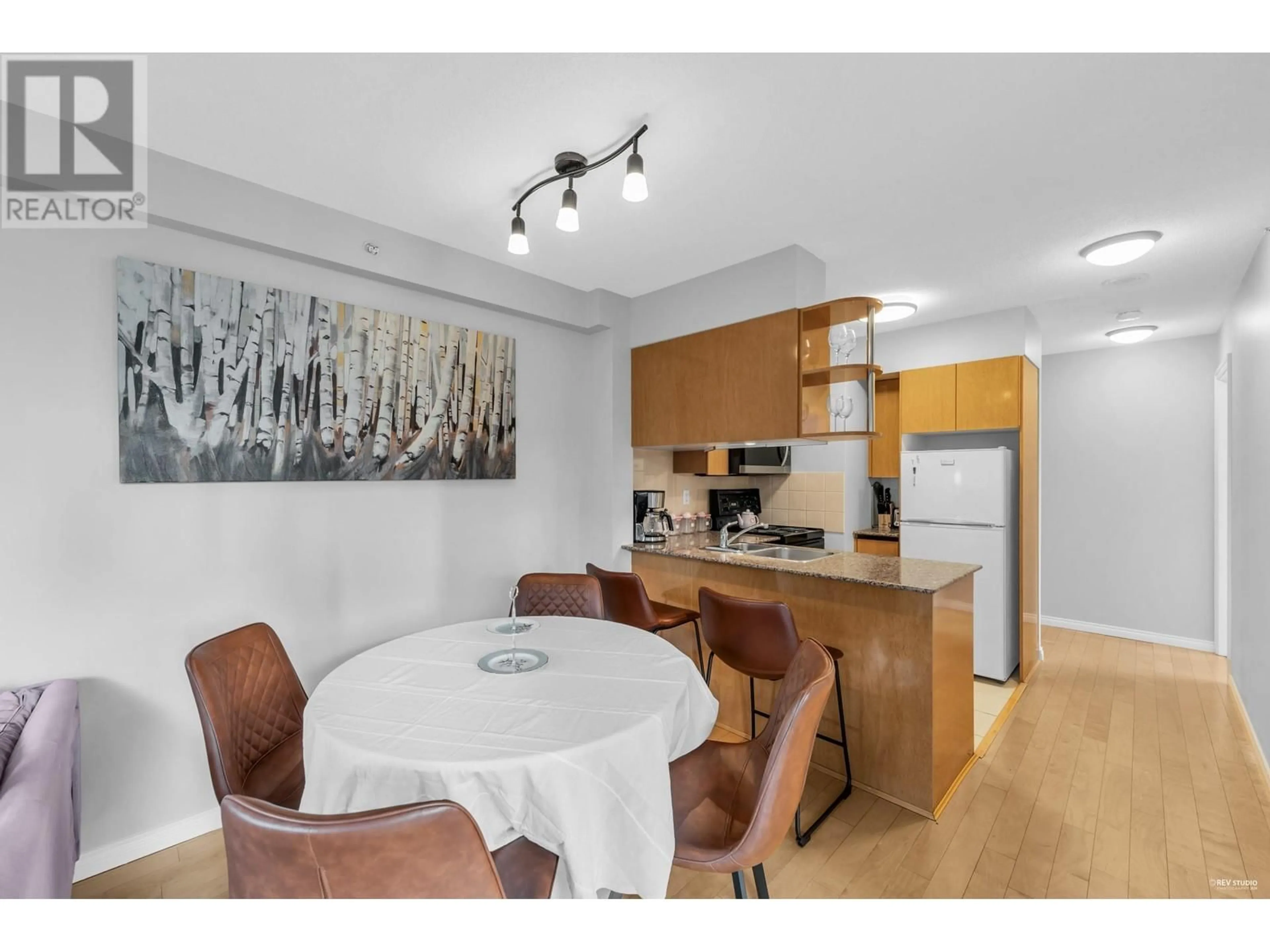 Unknown for 1608 - 1189 HOWE STREET, Vancouver British Columbia V6Z2X4