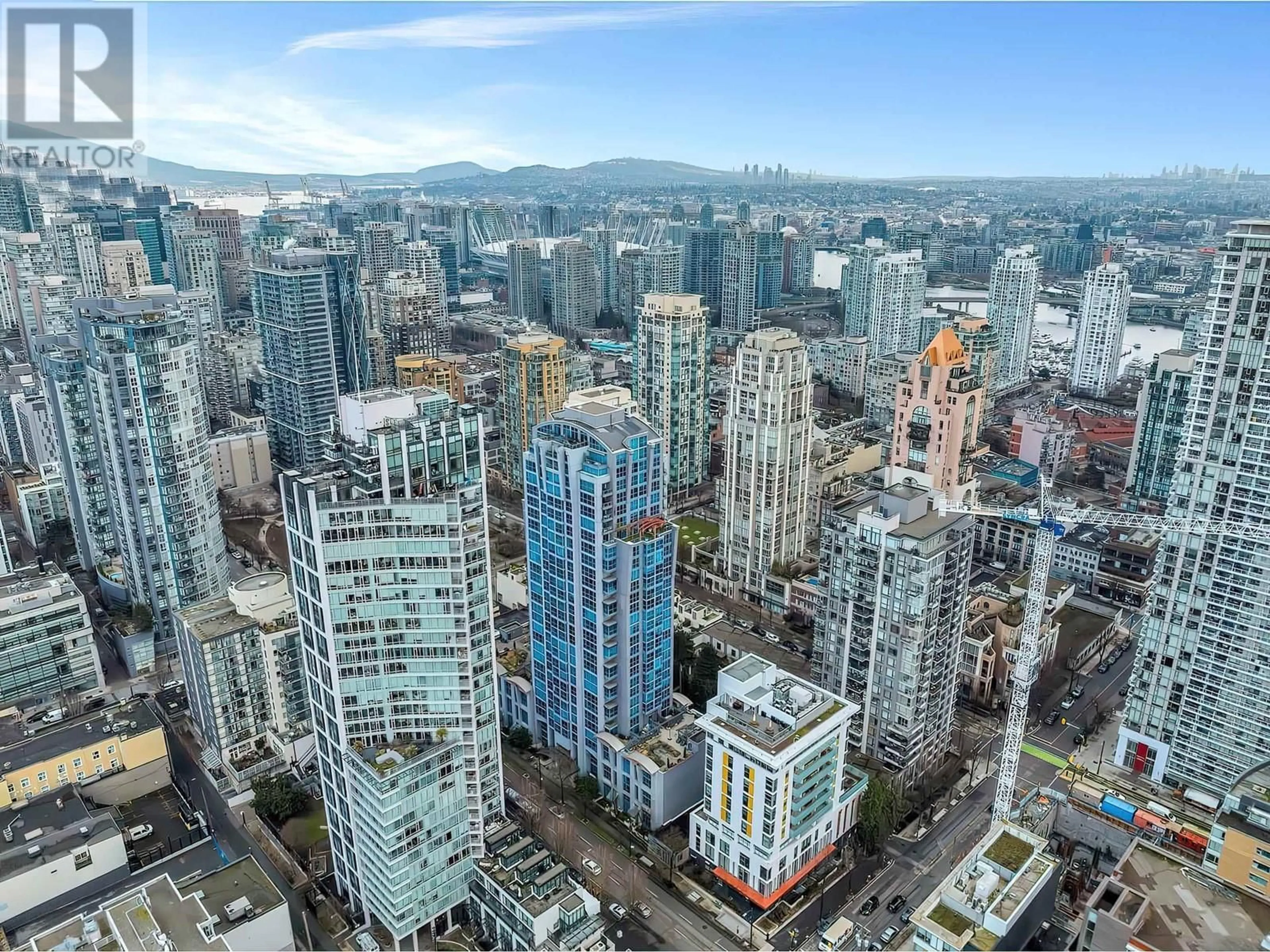 A pic from outside/outdoor area/front of a property/back of a property/a pic from drone, city buildings view from balcony for 706 - 1238 SEYMOUR STREET, Vancouver British Columbia V6B6J3