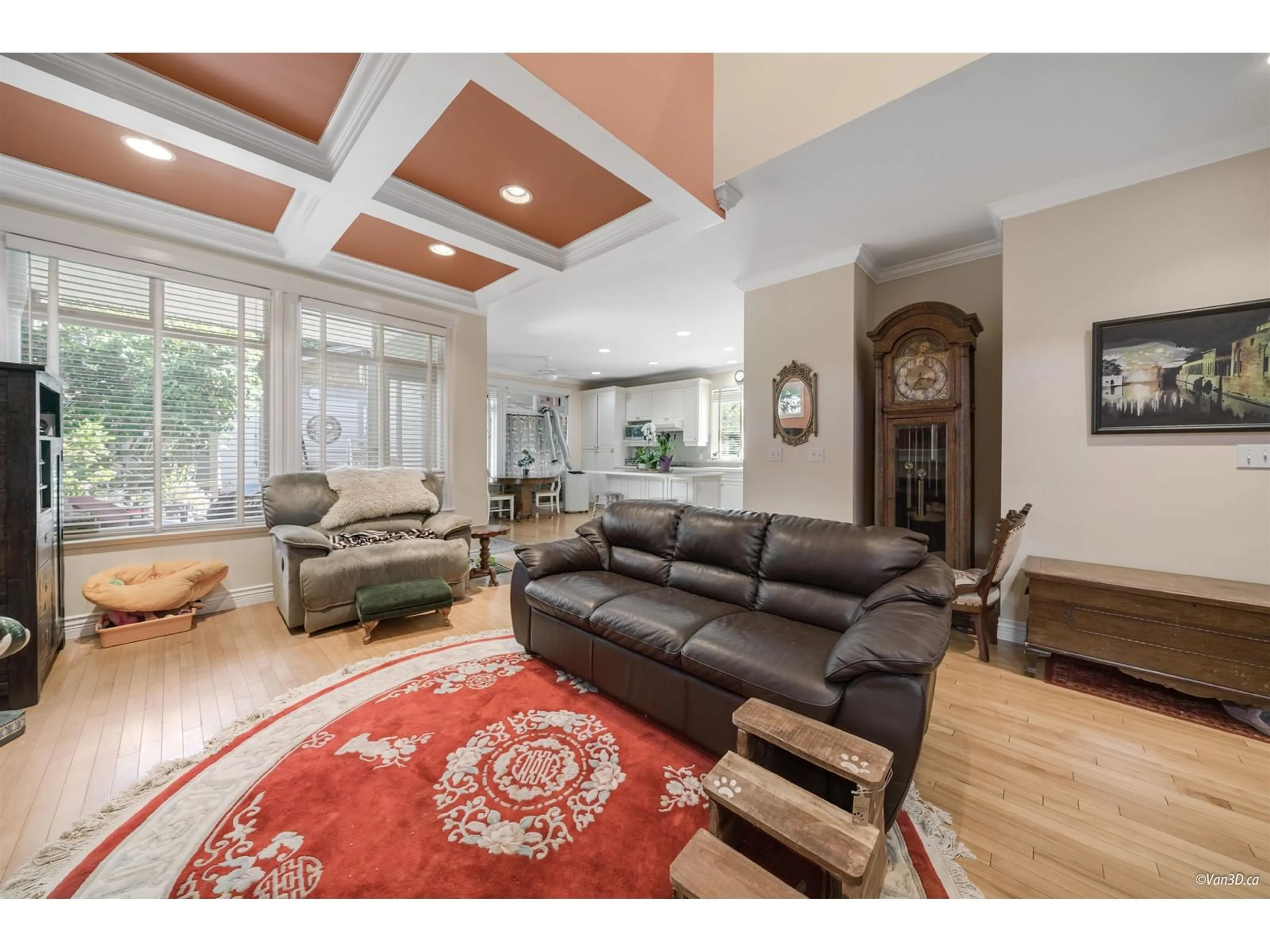 Living room with furniture, unknown for 15210 29A, Surrey British Columbia V4P3K4