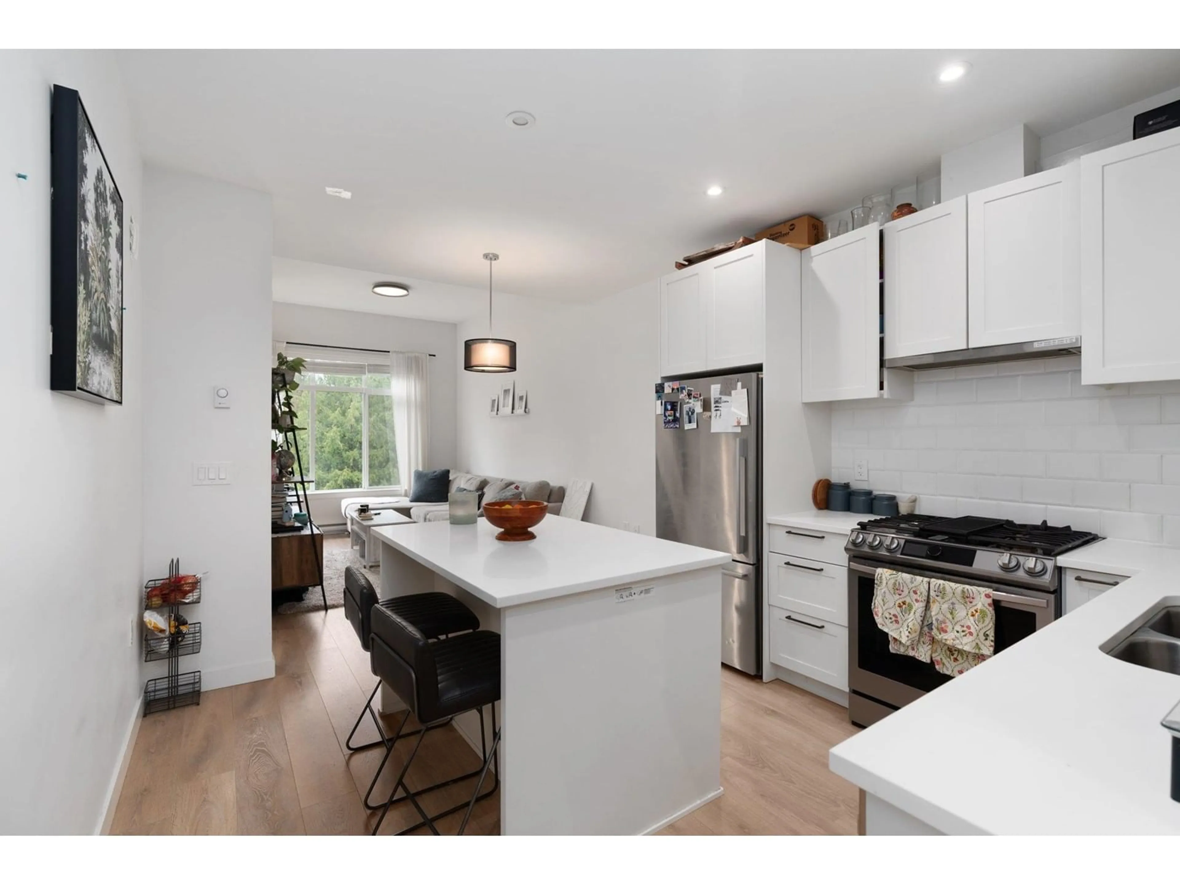 Open concept kitchen, unknown for 414 - 5415 BRYDON, Langley British Columbia V3A0N4
