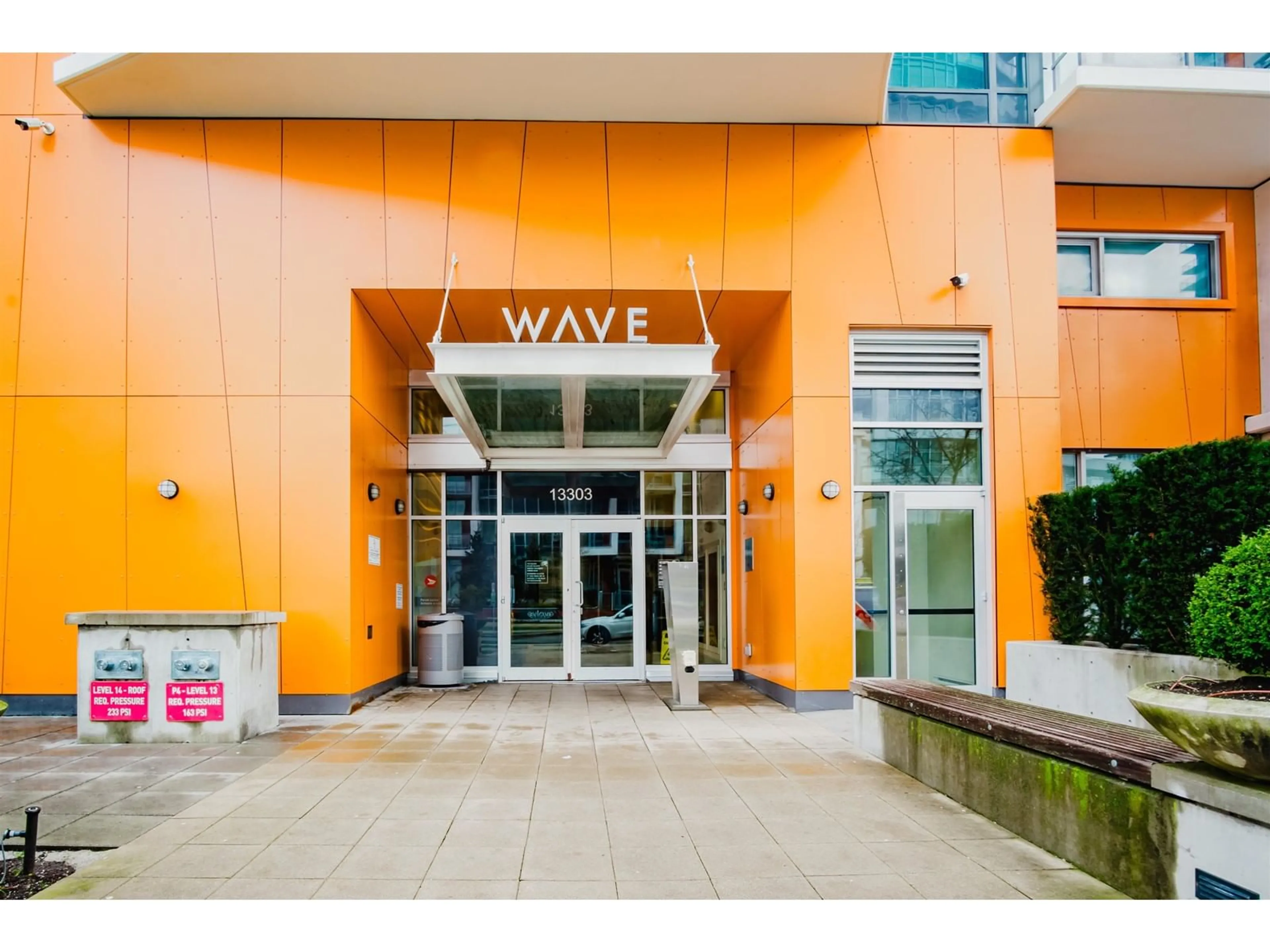Indoor foyer for 2102 - 13303 CENTRAL, Surrey British Columbia V3T0K6