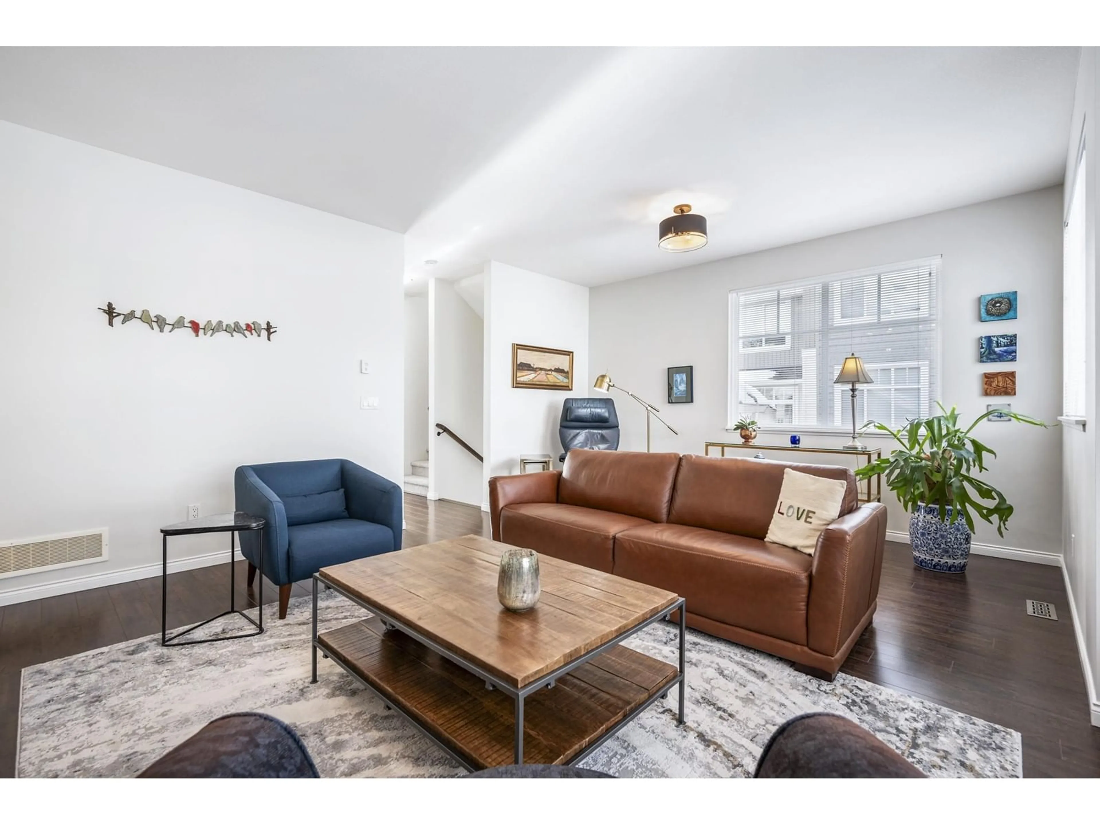 Living room with furniture, unknown for 32 - 19480 66, Surrey British Columbia V4N5W7