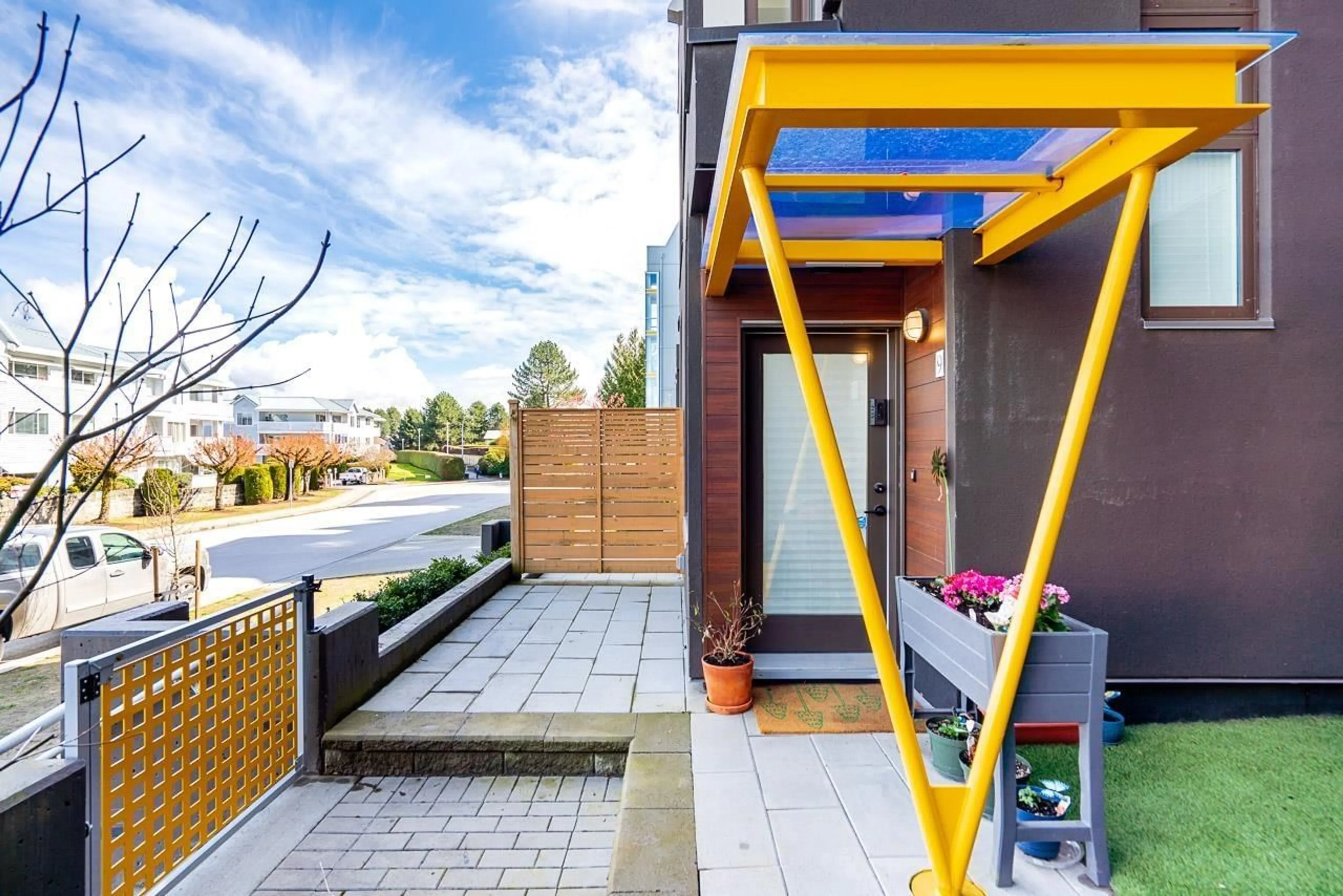 Open concept kitchen, unknown for 9 - 32828 LANDEAU, Abbotsford British Columbia V2S0M4